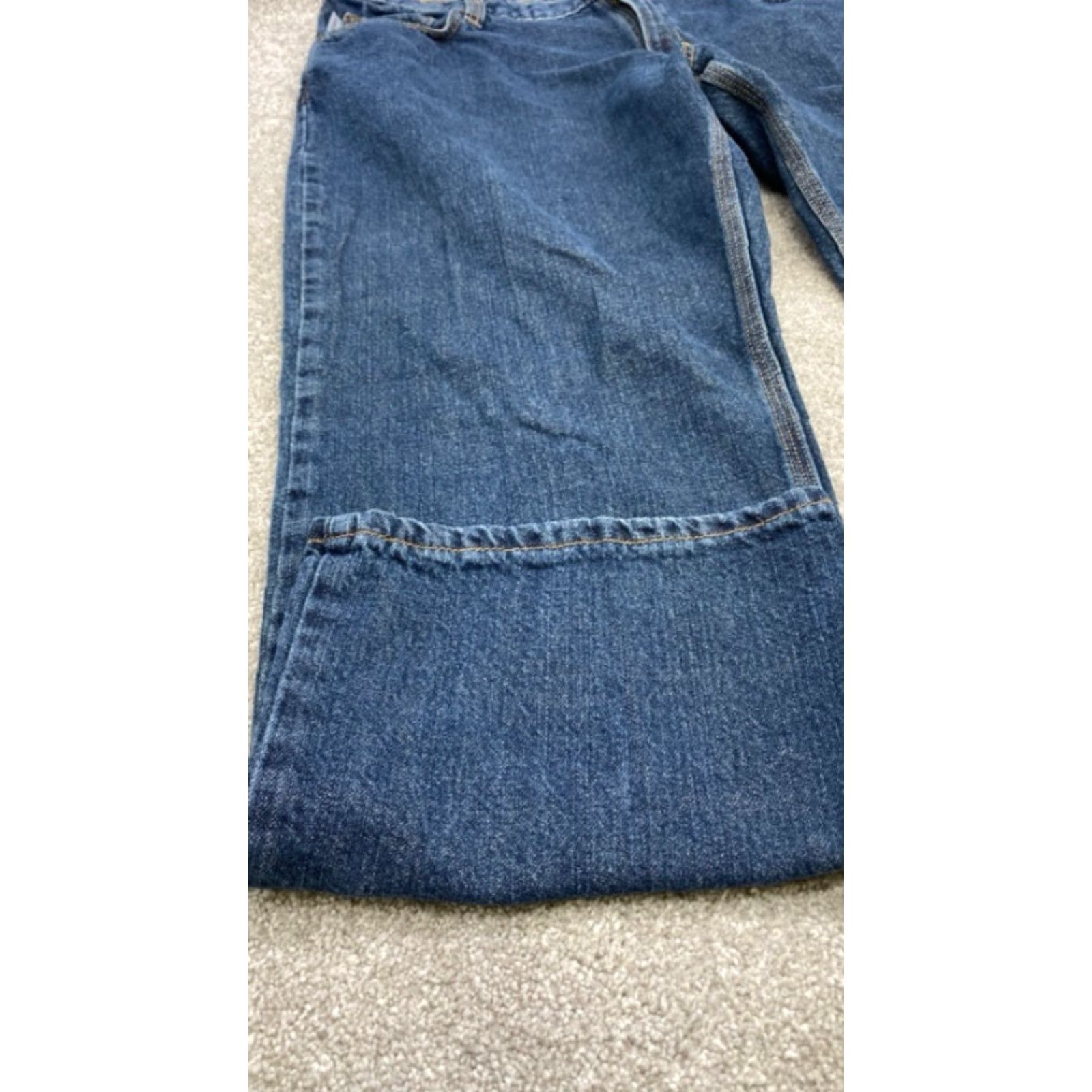 Carhartt VINTAGE Carhartt Jeans Men’s 40x30 Blue Denim Relaxed Fit Wide-Leg Cotton 5672 40x30 Mens Jeans Blue Denim Wide-Leg Relaxed Fit Cotton Size US 40 / EU 56 - 2 Thumbnail