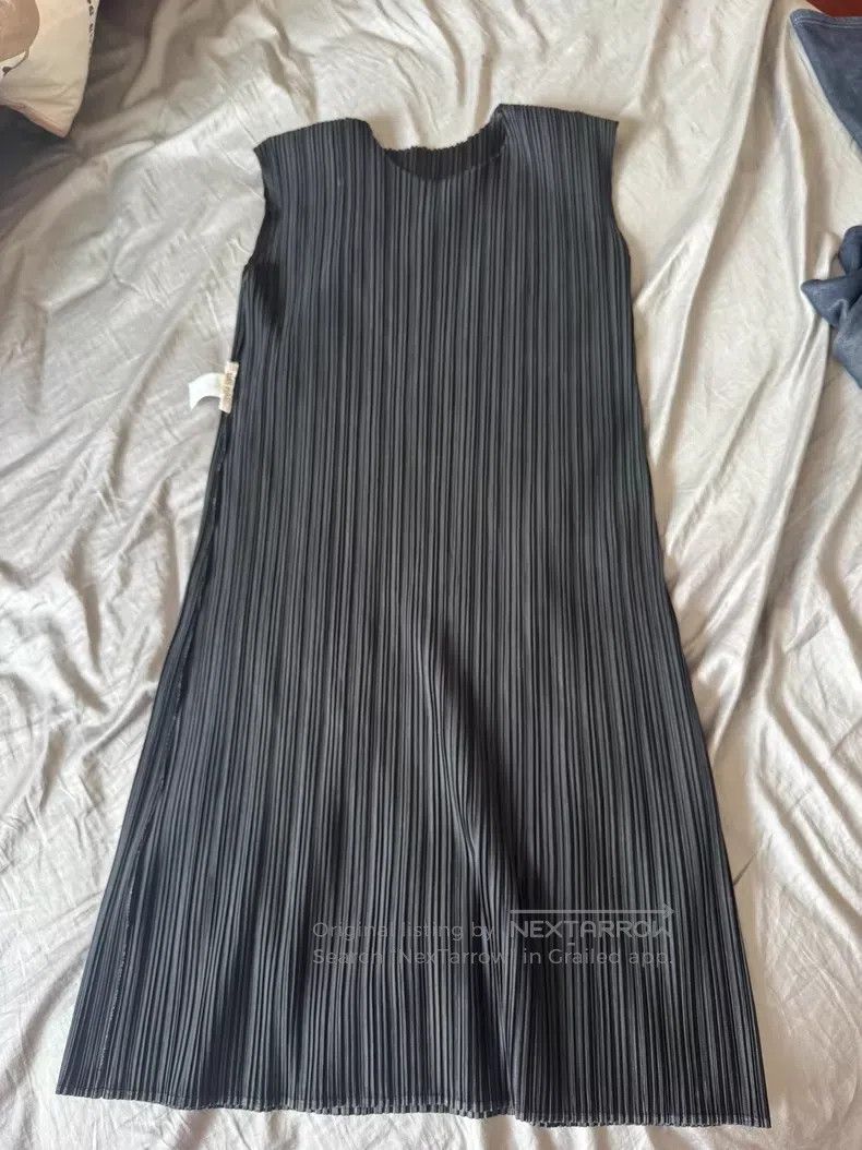 Issey Miyake Issey Miyake Basic Dress Size M / US 6-8 / IT 42-44 - 1 Thumbnail