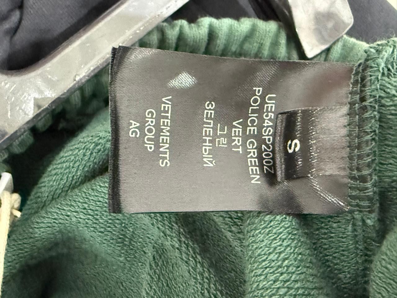 Vetememes CC28 Logo Detail Cotton Track-Pant in Green Size US 30 / EU 46 - 6 Thumbnail