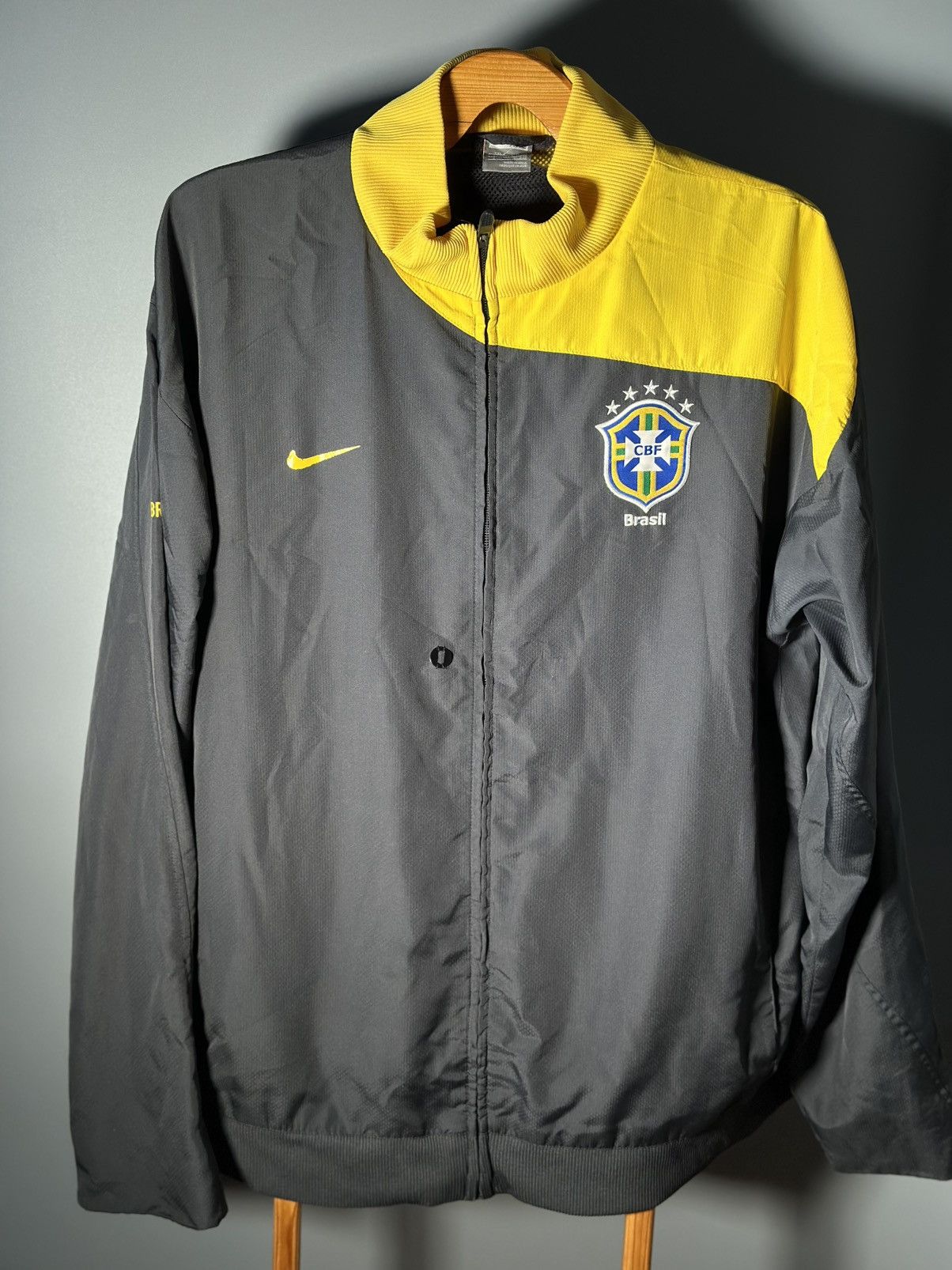 MLB RARE BRAZIL NATIONAL TEAM TRAINING FOOTBALL JACKET NIKE Size US XXL / EU 58 / 5 - 3 Thumbnail