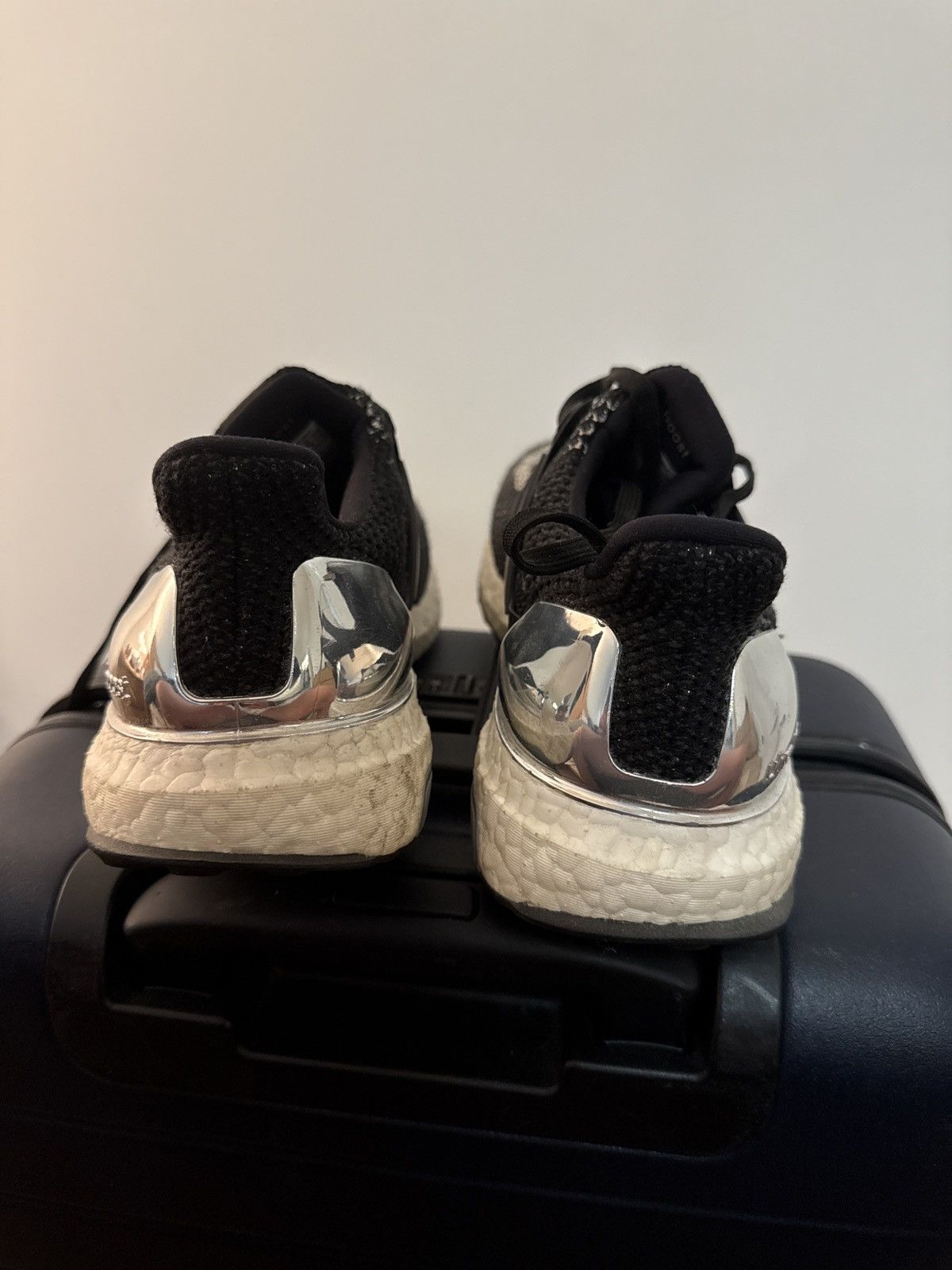 Adidas Adidas uptraboosr silver Size US 10 / EU 43 - 4 Thumbnail