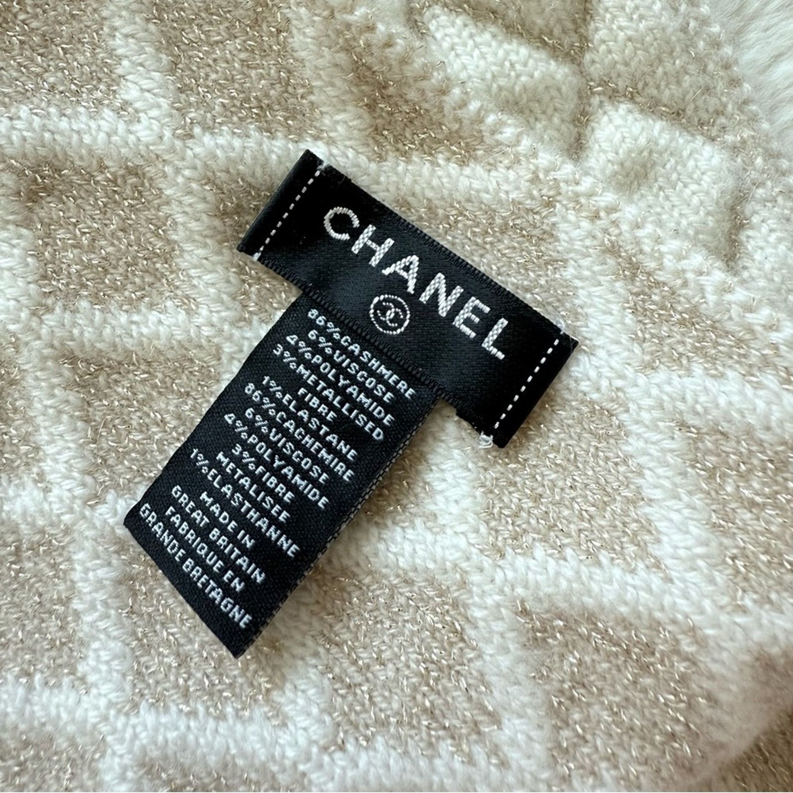 Chanel CHANEL winter cashmere set scarf/ hat Authentic Retail 4500$ Size ONE SIZE - 7 Thumbnail
