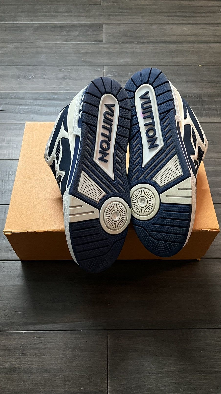 Louis Vuitton Louis Vuitton Blue Skates Size US 8 / EU 41 - 11 Thumbnail