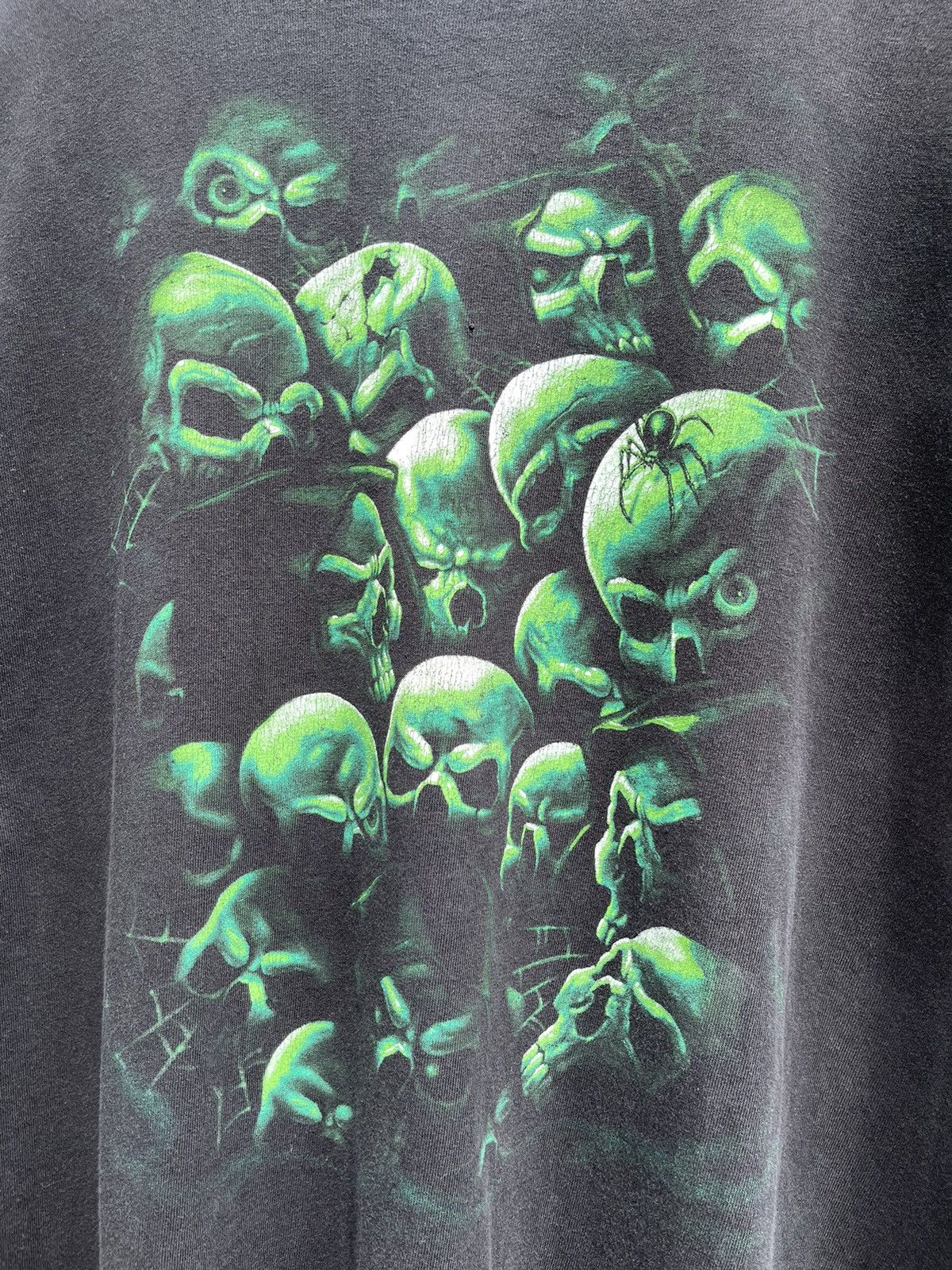 Affliction Vintage 90s SunFaded/Washed Green Skulls Oversized Baggy Tee Size US XXL / EU 58 / 5 - 4 Thumbnail