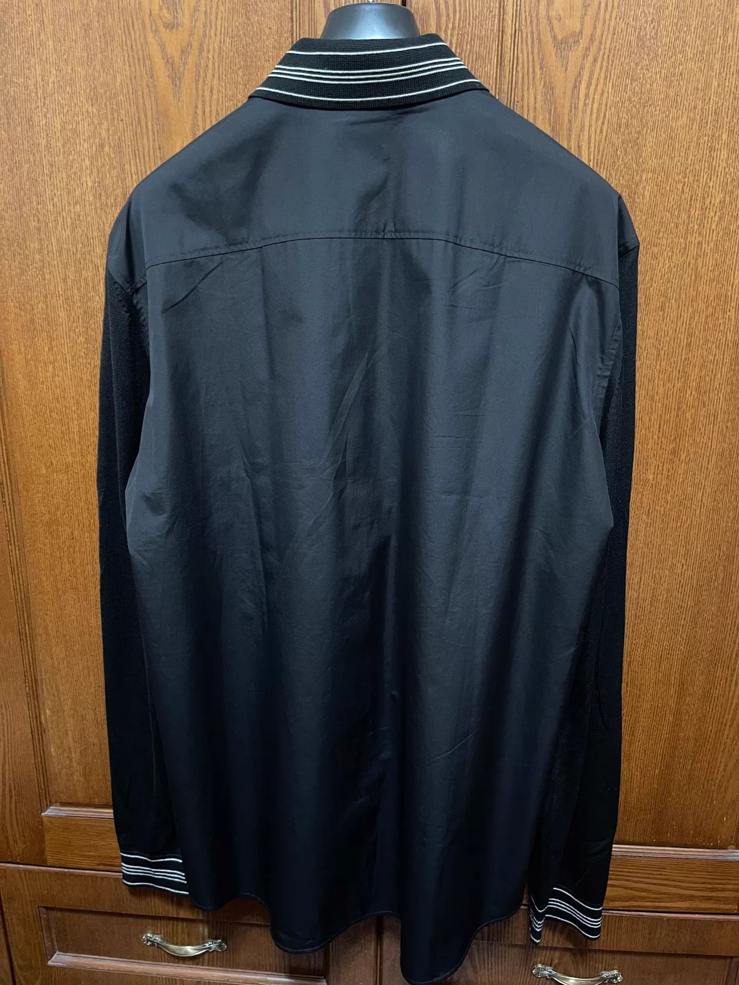 Burberry Burberry Black/White Embroidered Silk-Collar Shirt XXL Size US XXL / EU 58 / 5 - 2 Thumbnail
