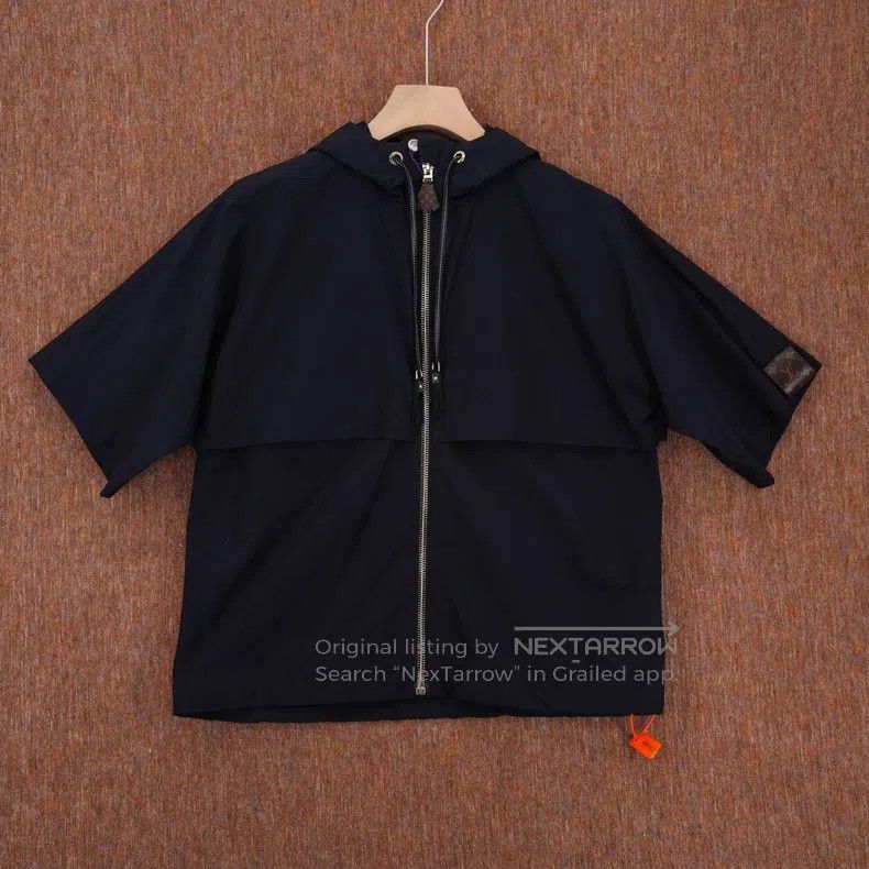 Louis Vuitton Louis Vuitton 24aw New Hooded Mid-Sleeve Suit Jacket Size XXS / US 00 / IT 34 - 1 Thumbnail