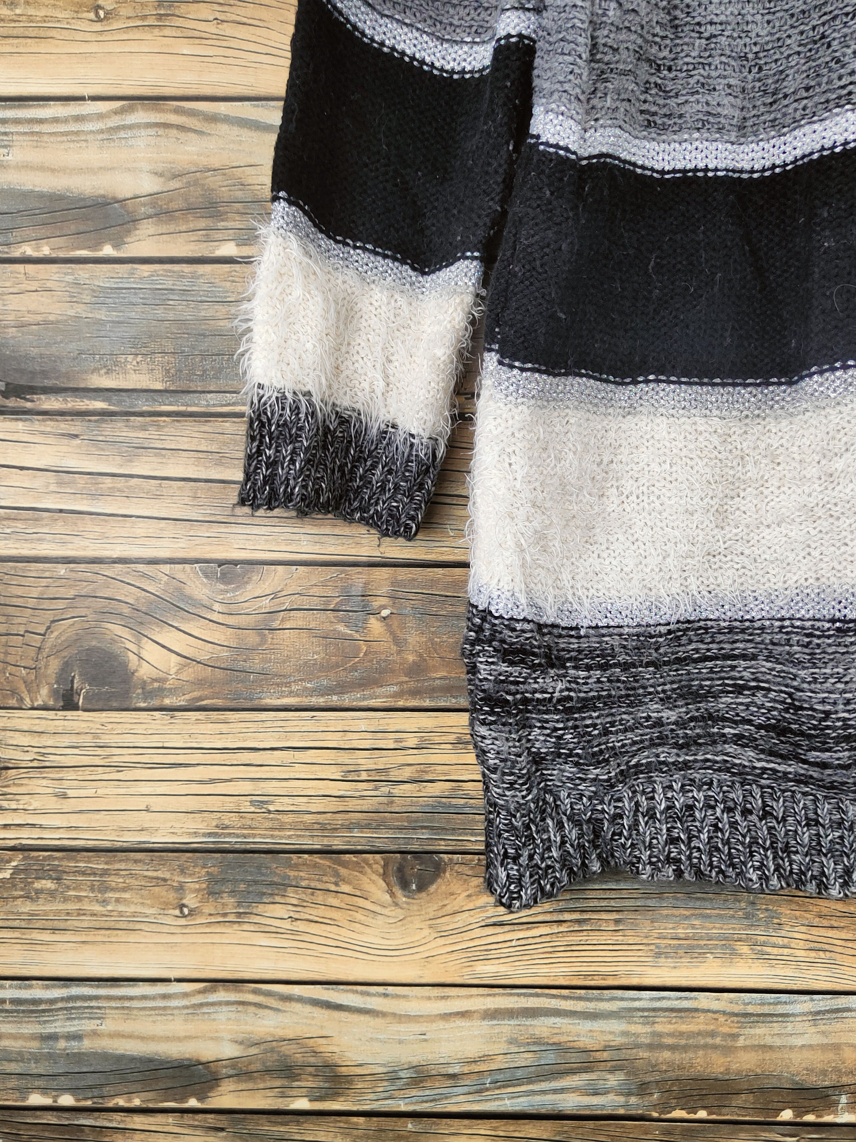 Japanese Brand DL HK Works London Black Cream Fur Mohair Knitwear #46-560 Size US S / EU 44-46 / 1 - 4 Thumbnail