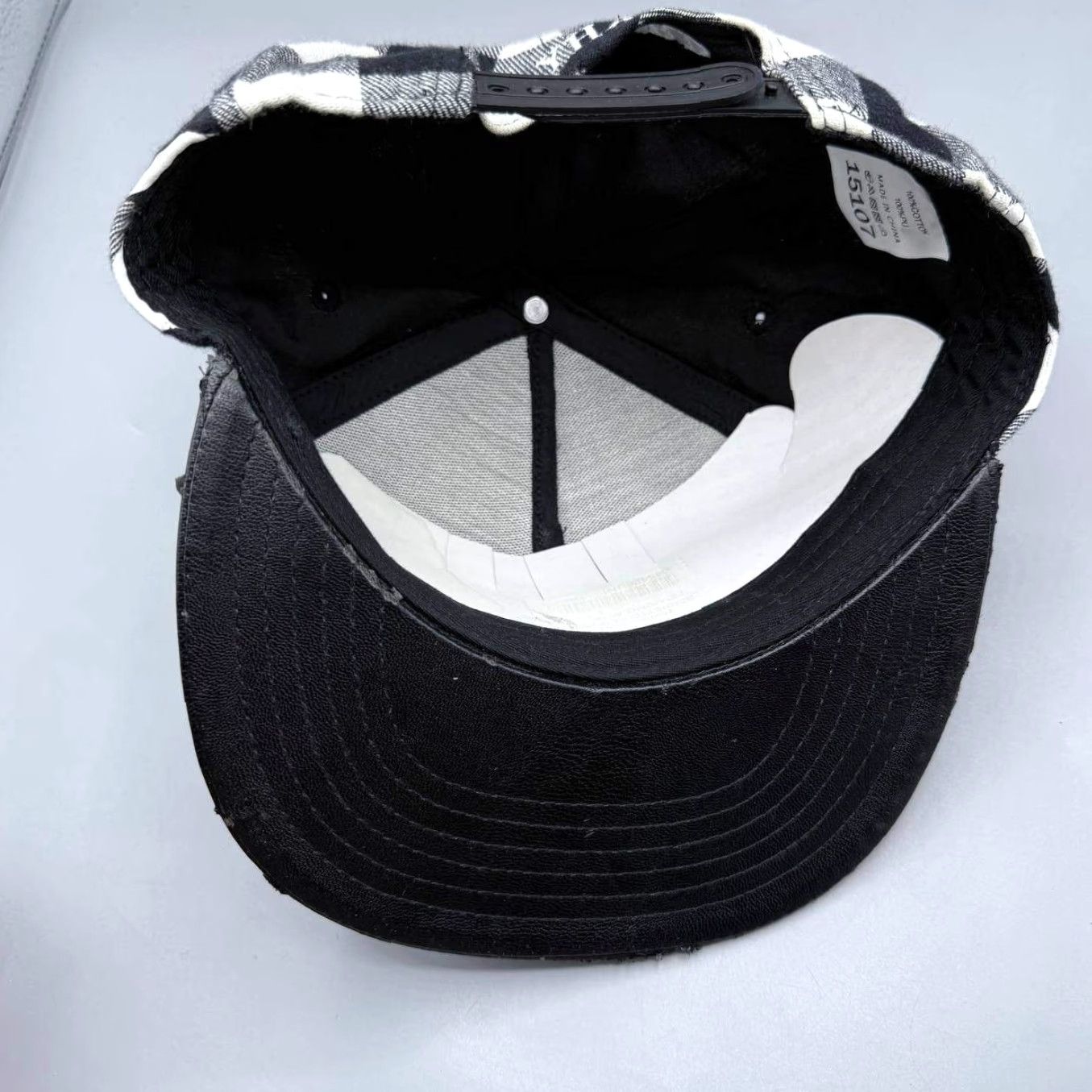 Jordan Brand Jordan 23 Banned Hat Men Black White Plaid Play Hard Snap Back Cap Size ONE SIZE - 4 Thumbnail