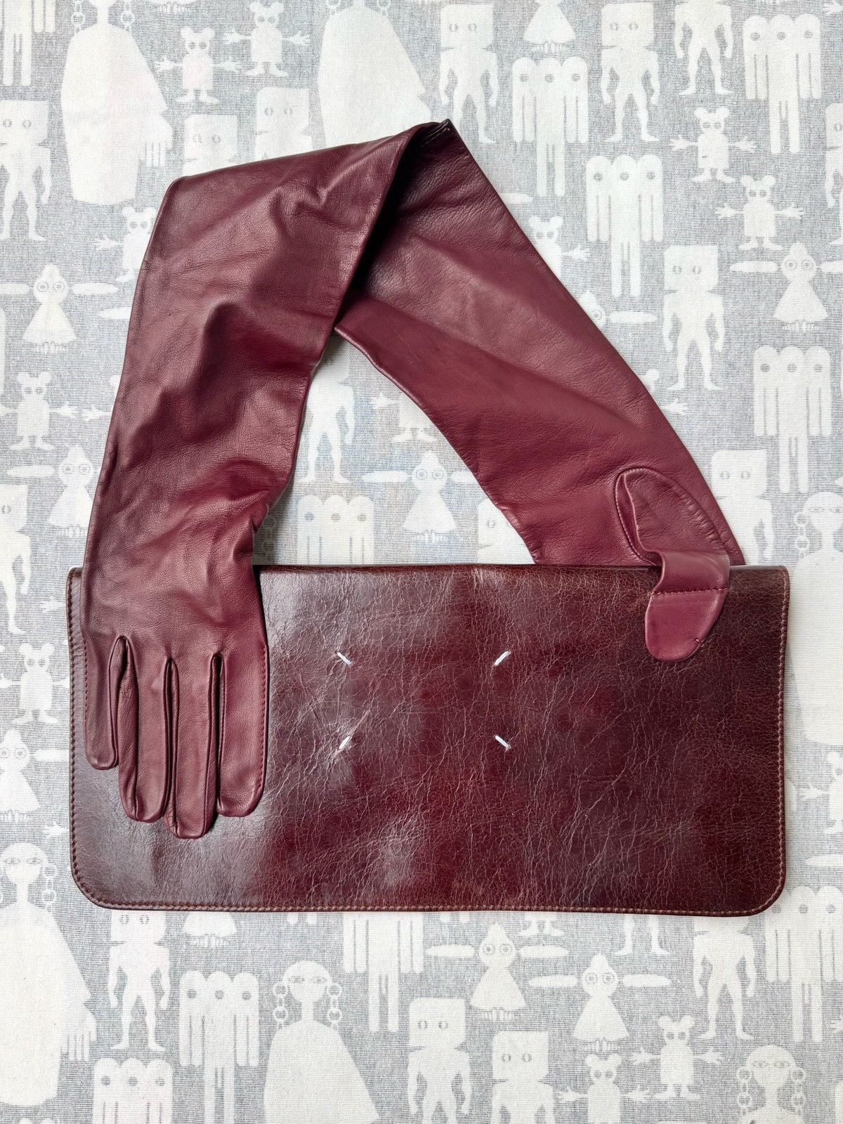 Maison Margiela Maison Martin Margiela AW07 Glove Clutch Bag Size ONE SIZE - 1 Thumbnail