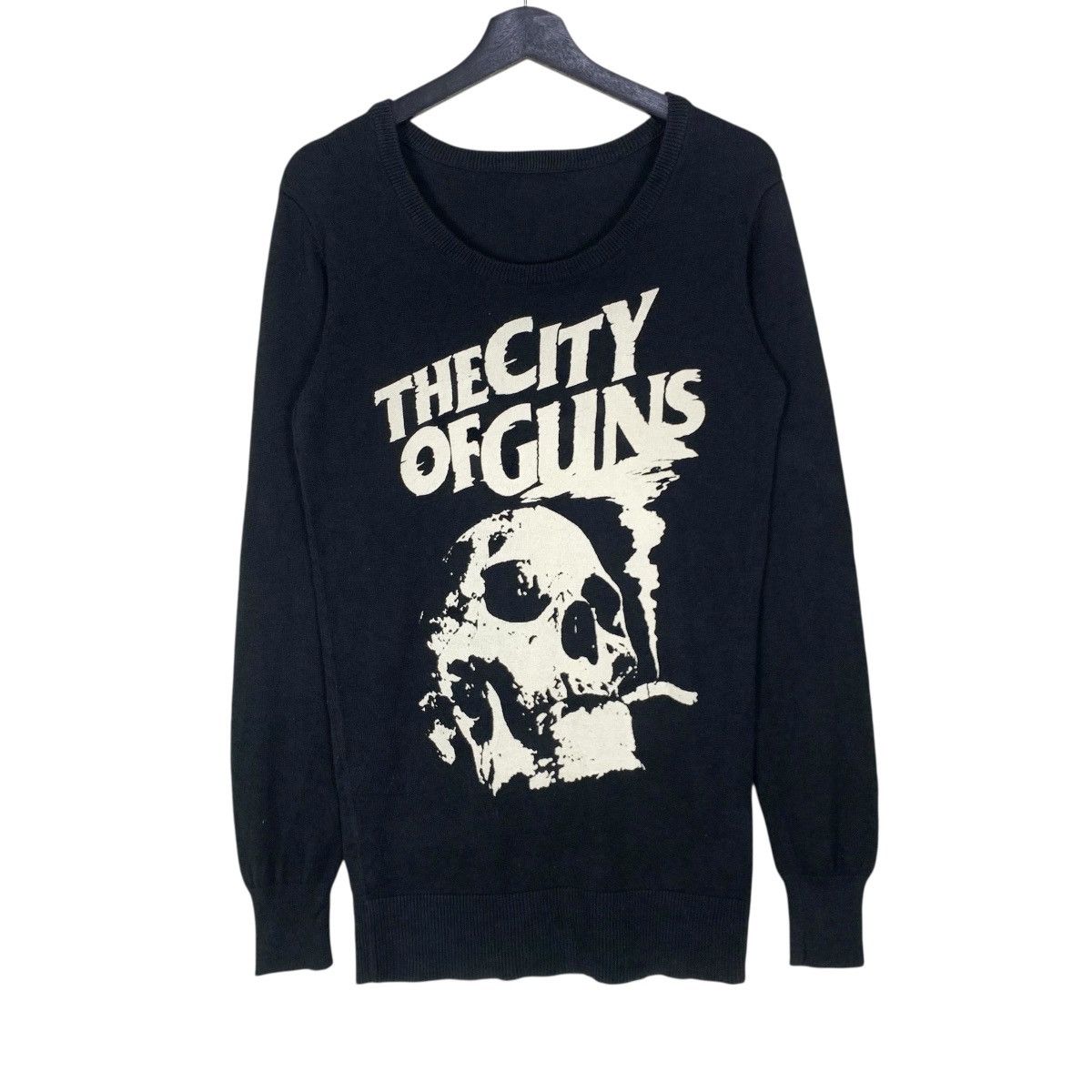 Vintage Knitt Women The City Of Guns Crimson Glory Knitwear