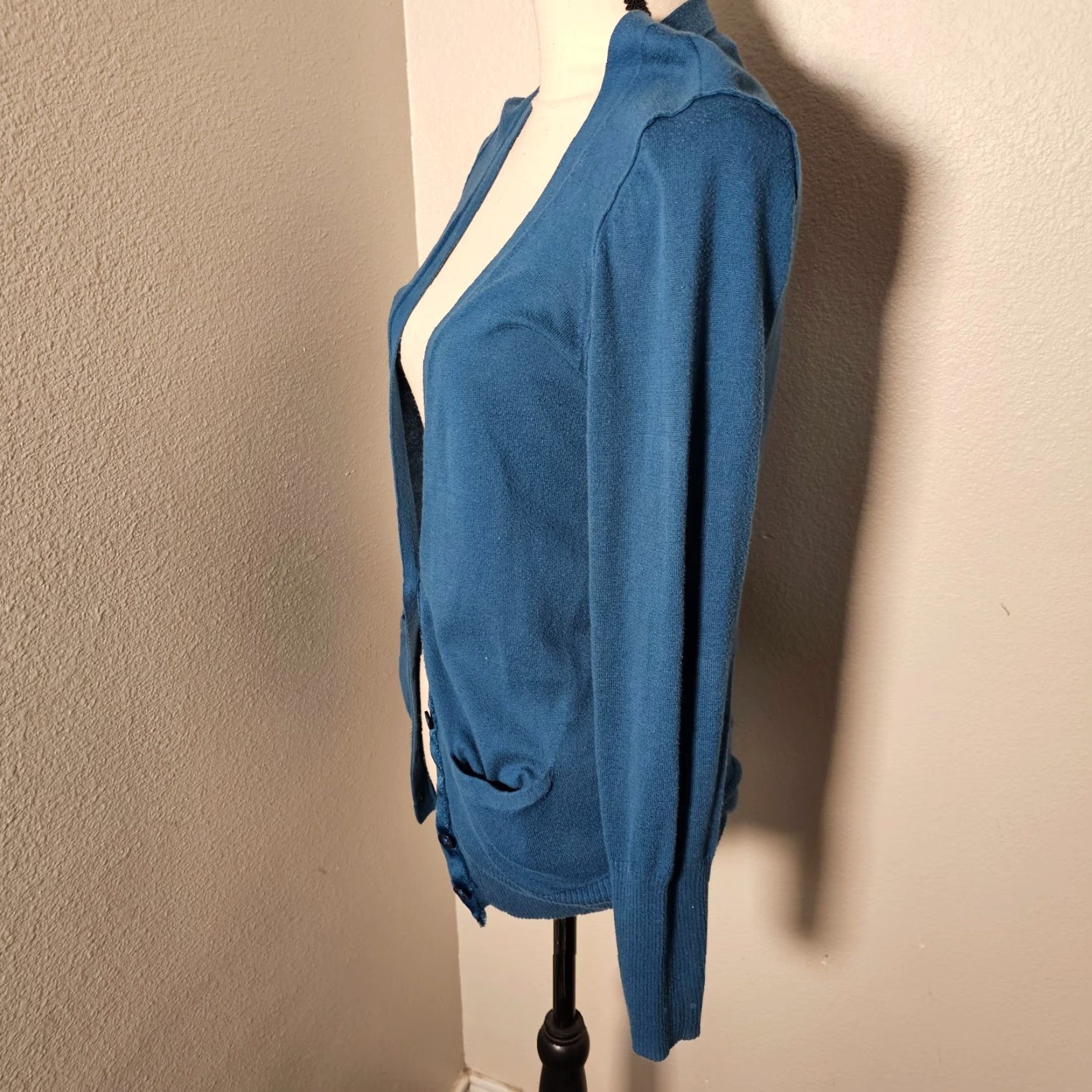 American Eagle Outfitters American Eagle Outfitters Blue Geometric Open-Knit Cardigan Sweater Medium Lightweight Womens Size M / US 6-8 / IT 42-44 - 2 Thumbnail