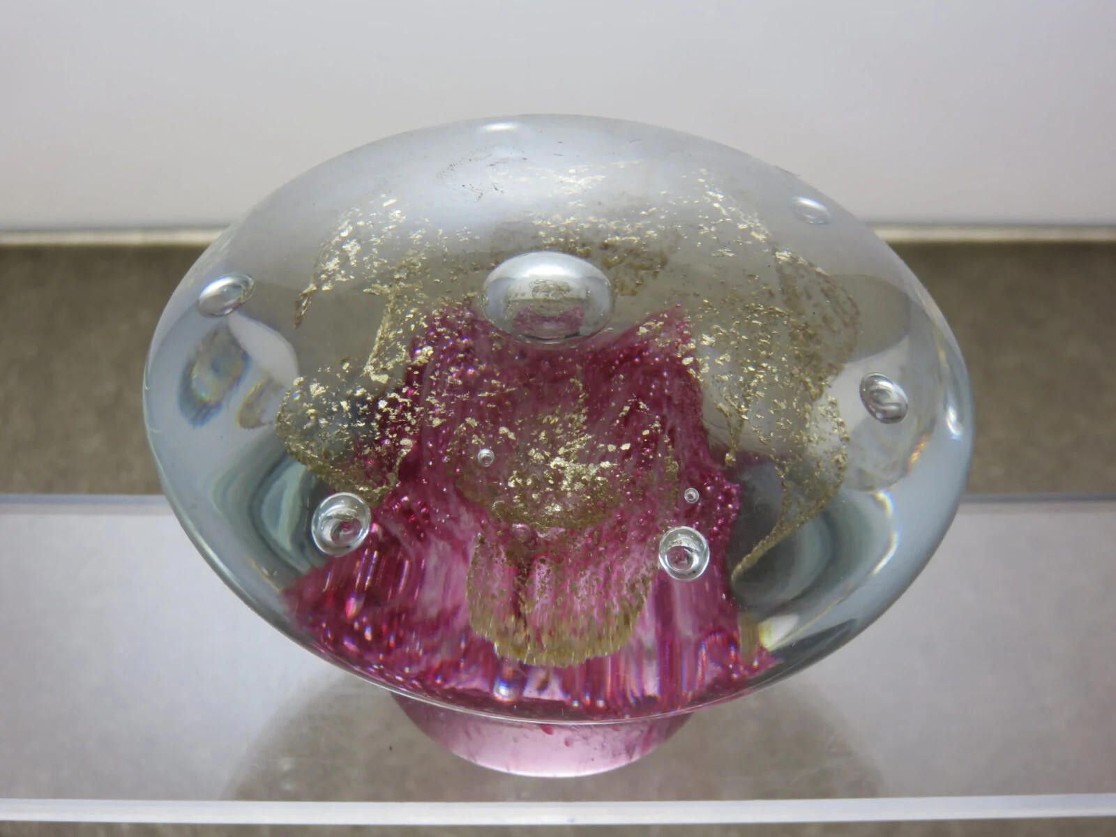 The Unbranded Brand Art Glass Paperweight Air Bubbles Pink And Gold Flakes. Size ONE SIZE - 3 Thumbnail