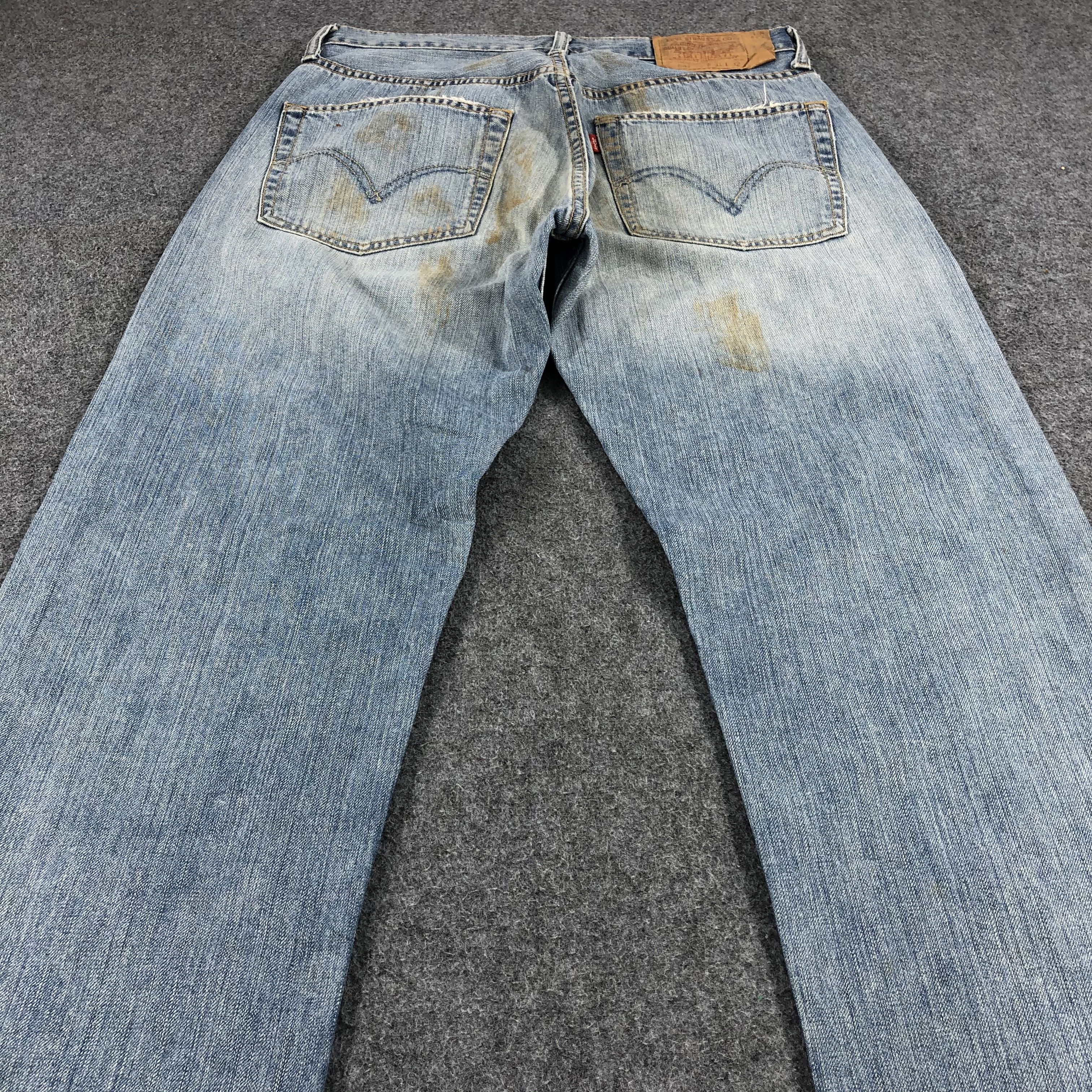 Levi's Vintage Levis 501 Jeans Medium Washed Denim KJ355 Size US 30 / EU 46 - 4 Thumbnail