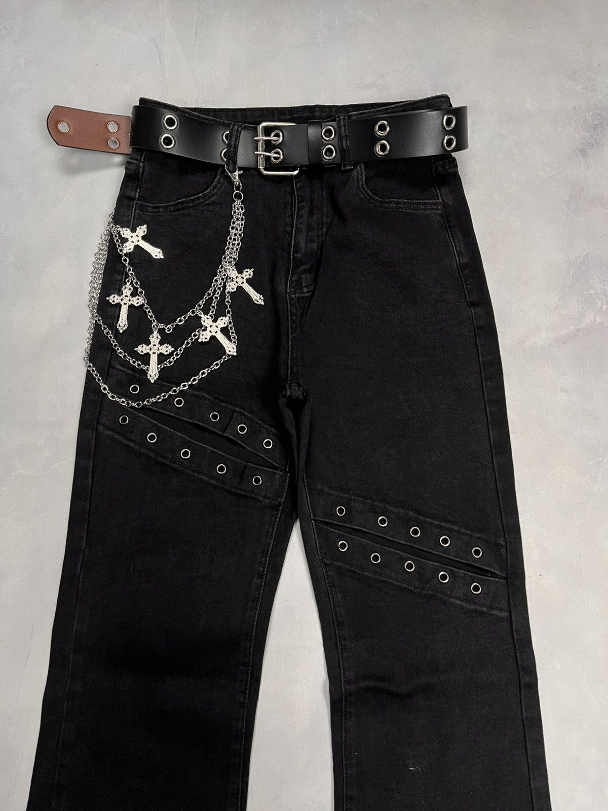 Japanese Brand 2000s Flared Denim Black Size US 26 / EU 42 - 2 Thumbnail