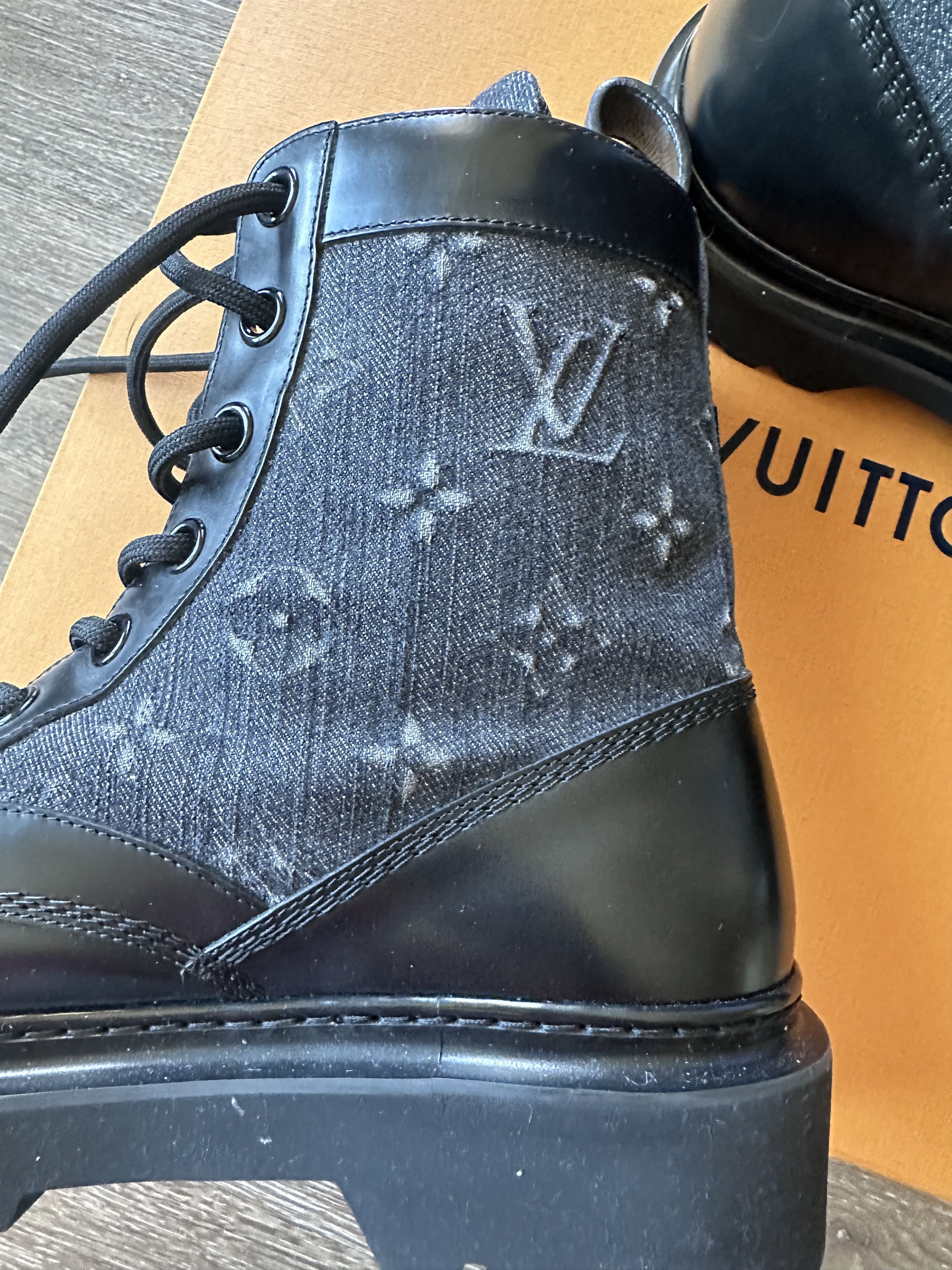 Louis Vuitton Louis Vuitton Ranger ankle boot “Noir” Size US 10 / EU 43 - 6 Thumbnail