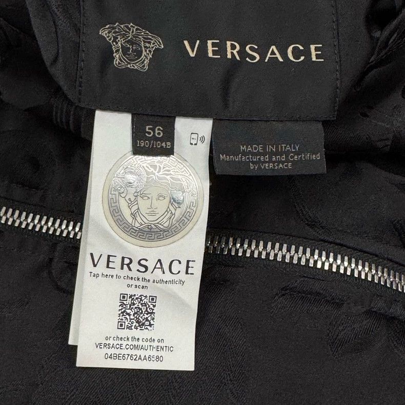 Versace Versace The main line is reversible with a printed cotton Size US M / EU 48-50 / 2 - 6 Thumbnail