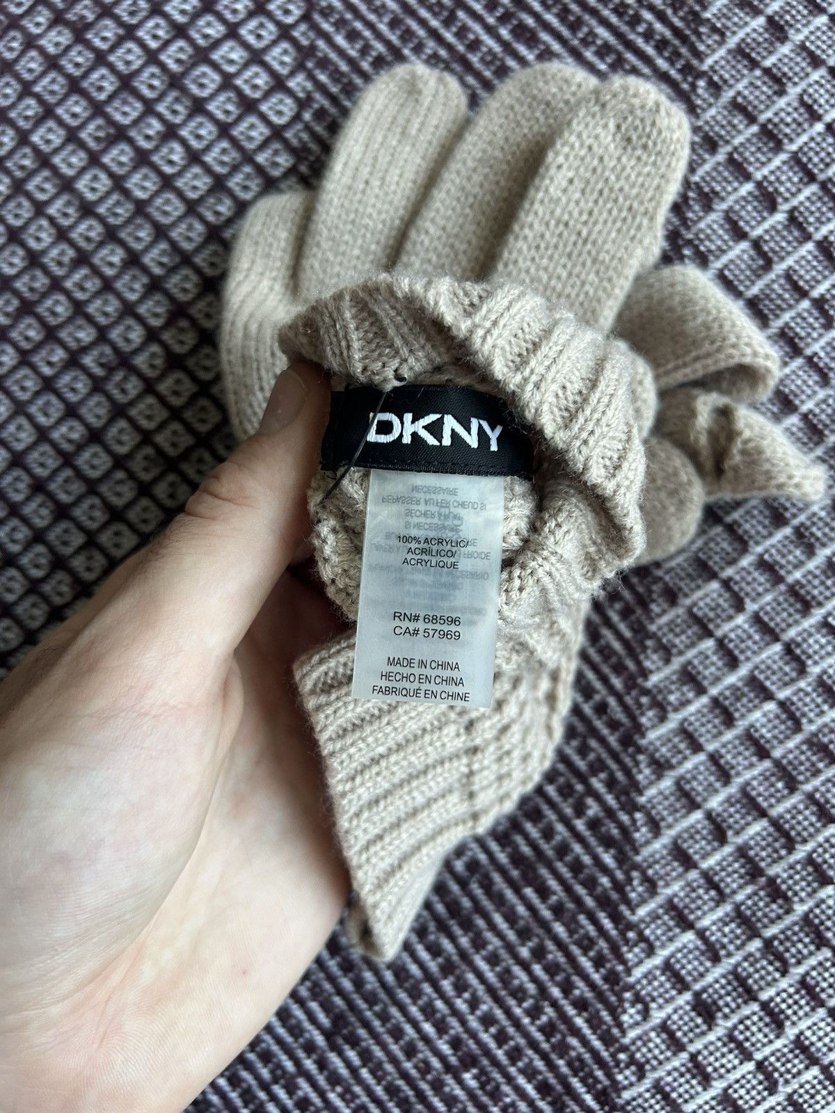 DKNY DKNY Wool Gloves Women Beige Solid Style One Size Size ONE SIZE - 5 Thumbnail