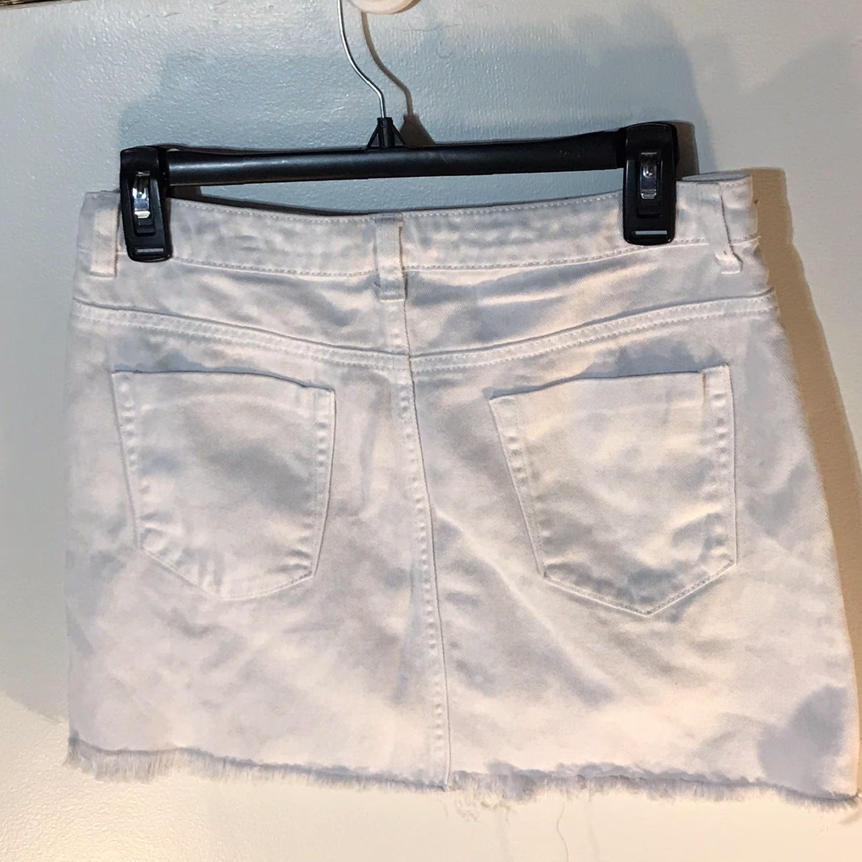 Forever 21 Forever 21 White Destroyed Denim Mini Skirt Womens Medium Spring Summer Casual Party Workwear Size 32" / US 10 / IT 46 - 2 Thumbnail