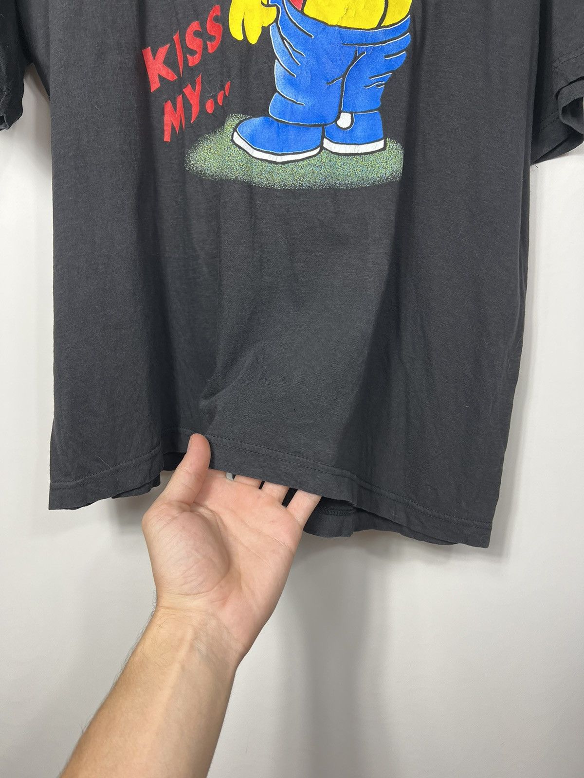 Vintage Vintage 90s Bart Simpson Kiss my Ass Humor Y2K T-shirt Tee Size US L / EU 52-54 / 3 - 8 Thumbnail