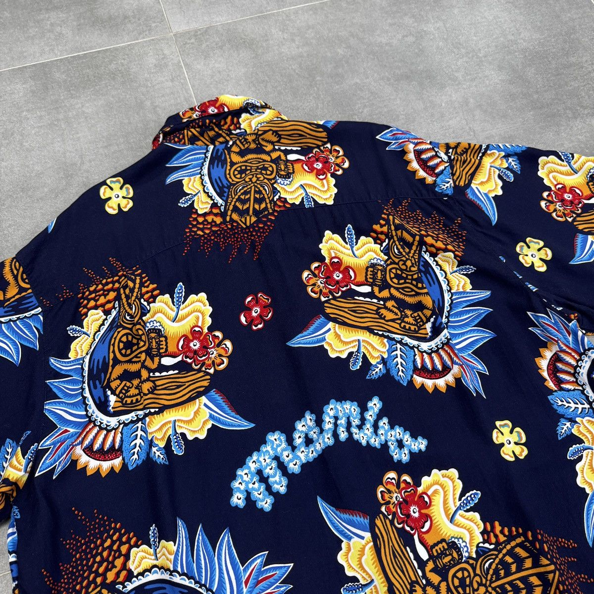 Mambo Vintage Mambo Hawaiian Shirt Tribal Surf Print Short Sleeve Size US L / EU 52-54 / 3 - 19 Thumbnail
