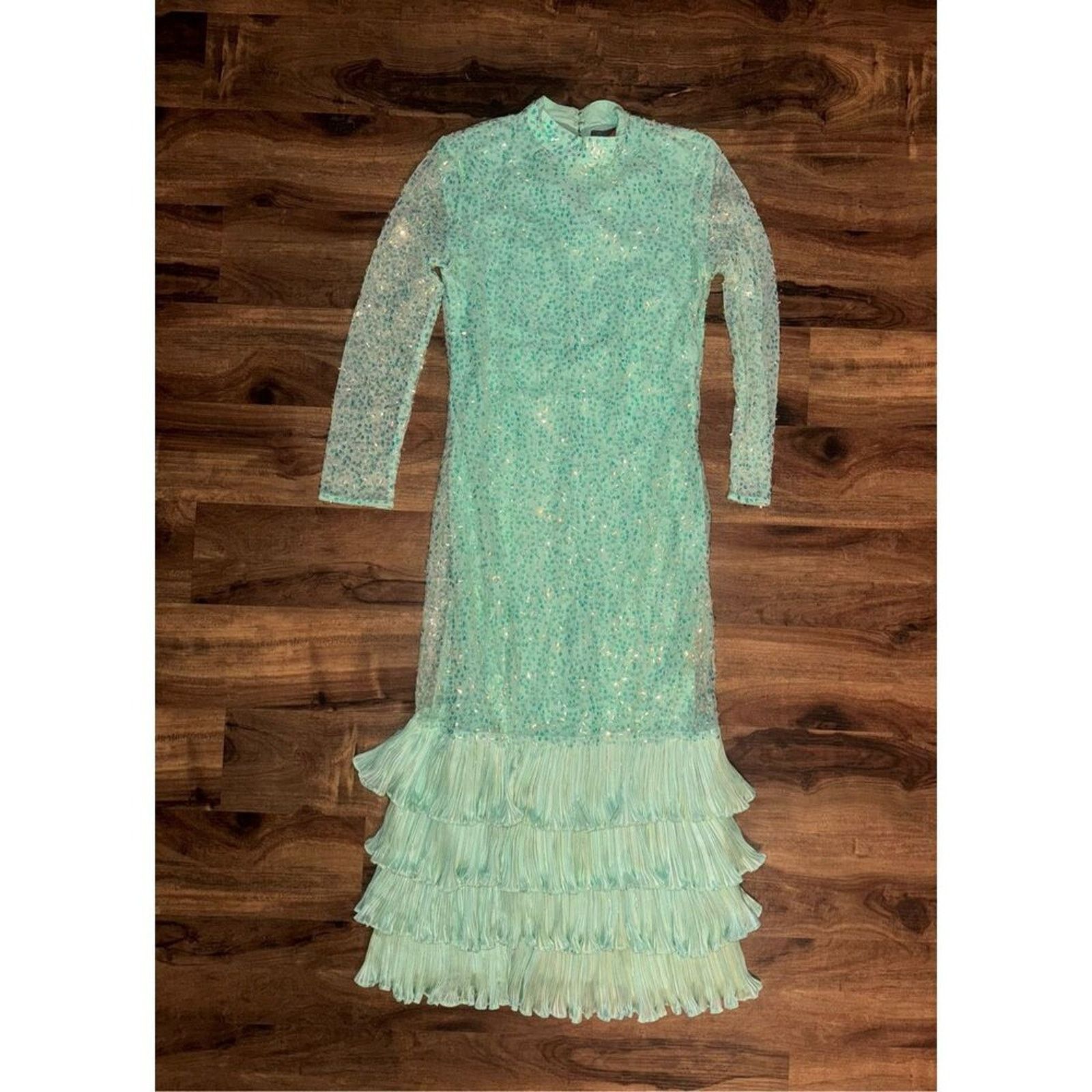 Anthropologie NWT Anthropologie Bhanuni Sequin Maxi Dress - Size Small Size S / US 4 / IT 40 - 2 Thumbnail