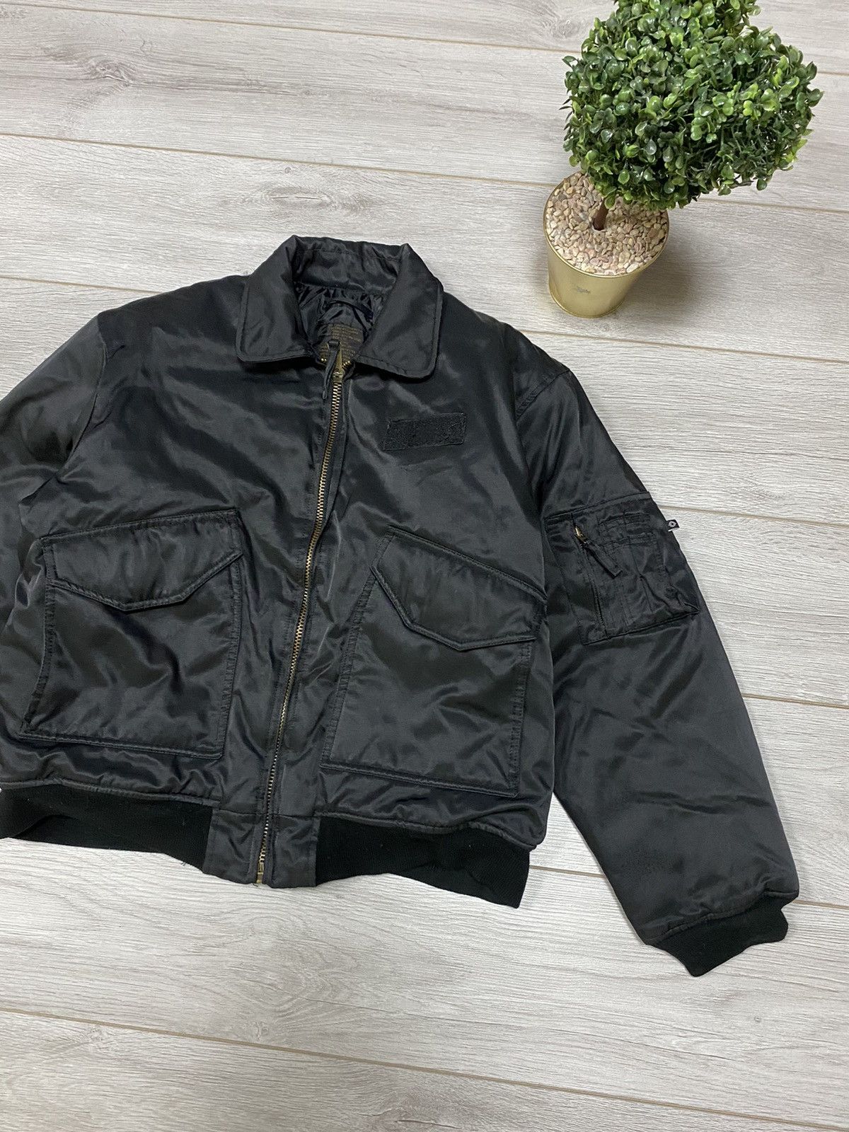 Vintage Bomber Flying man vintage zip nylon jacket Size US L / EU 52-54 / 3 - 11 Thumbnail