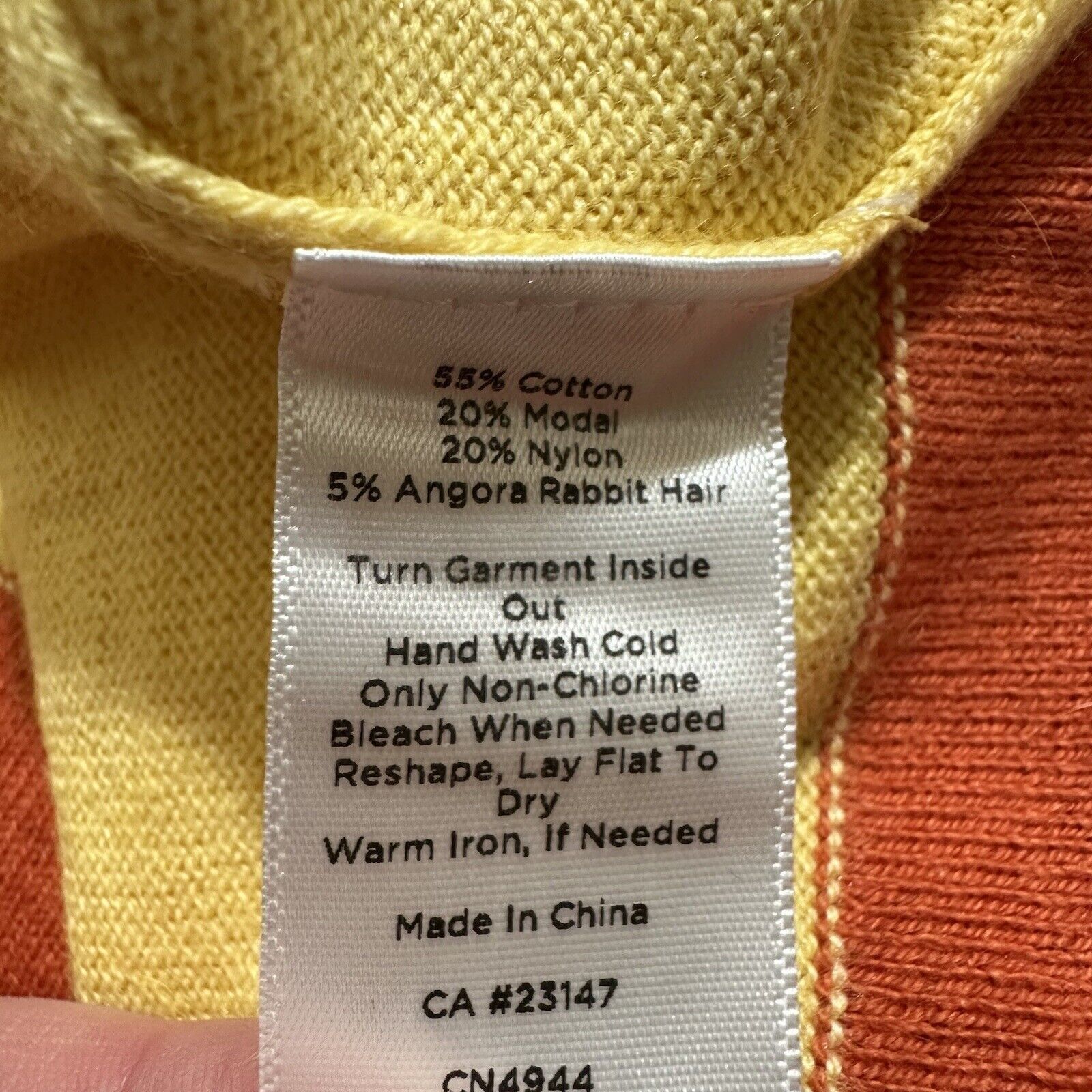 Other Talbots Petite MP Yellow Crewneck Pullover Sweater Angora Size M / US 6-8 / IT 42-44 - 4 Thumbnail