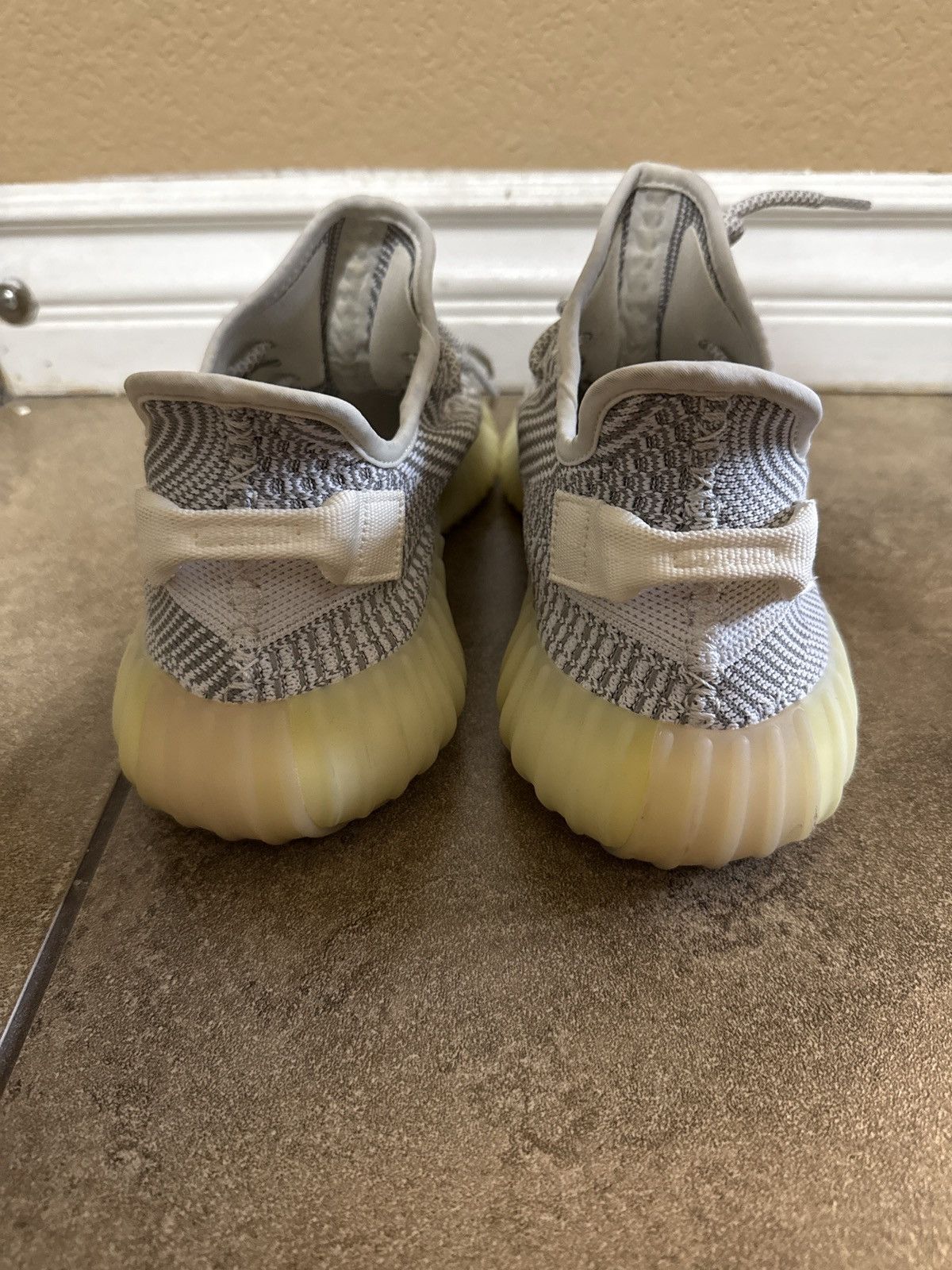 Yeezy Yeezy Boost 350 V2 Static Size US 10 / EU 43 - 4 Thumbnail