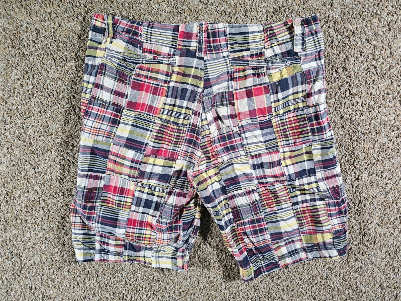 Old Navy OldNavy Cargo Shorts 33 Madras Patchwork Prep Vacation Plaid Size US 33 - 6 Thumbnail