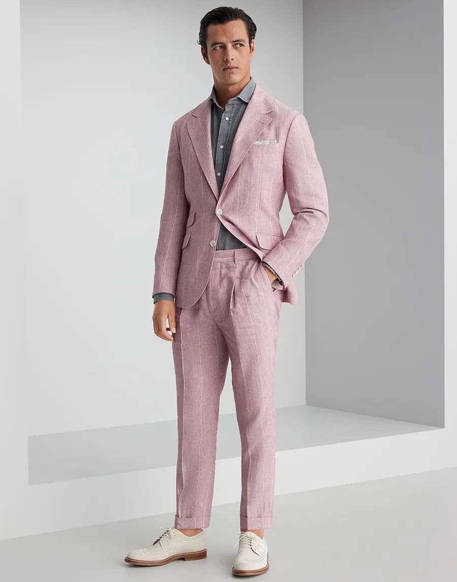 Suit in Pink