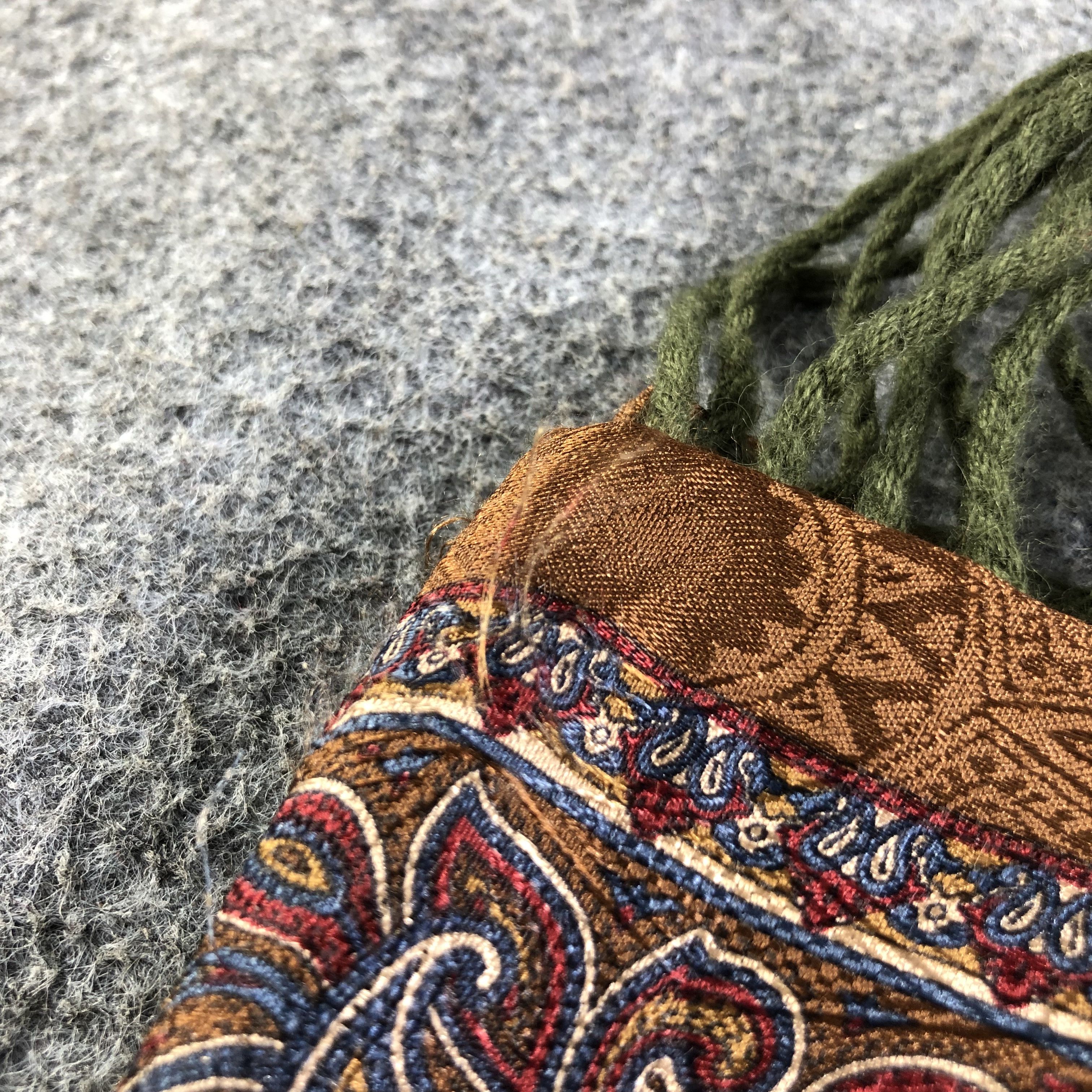 Vintage Luxury Paisley Silk Wool Scarf Muffler V1270 Size ONE SIZE - 8 Thumbnail