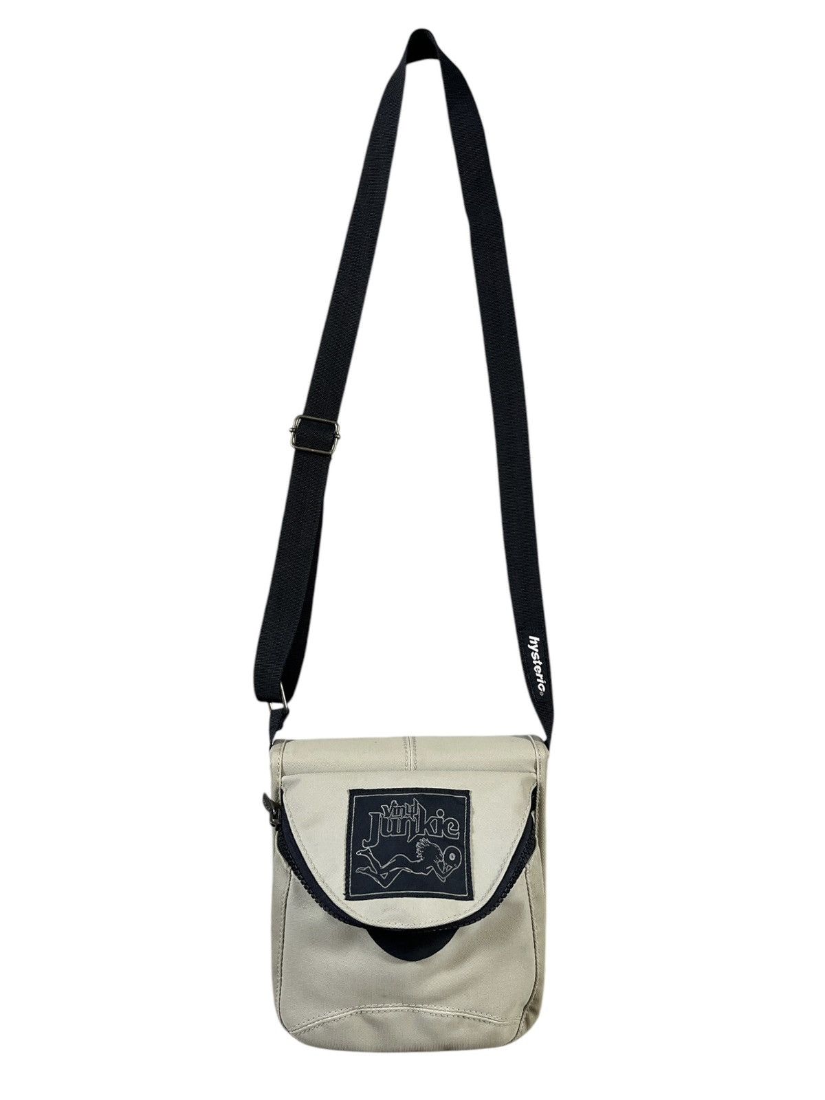 Hysteric Glamour 1990 Hysteric Glamour Vinyl Junkie CD/ Walkman Sling Bag Size ONE SIZE - 1 Thumbnail