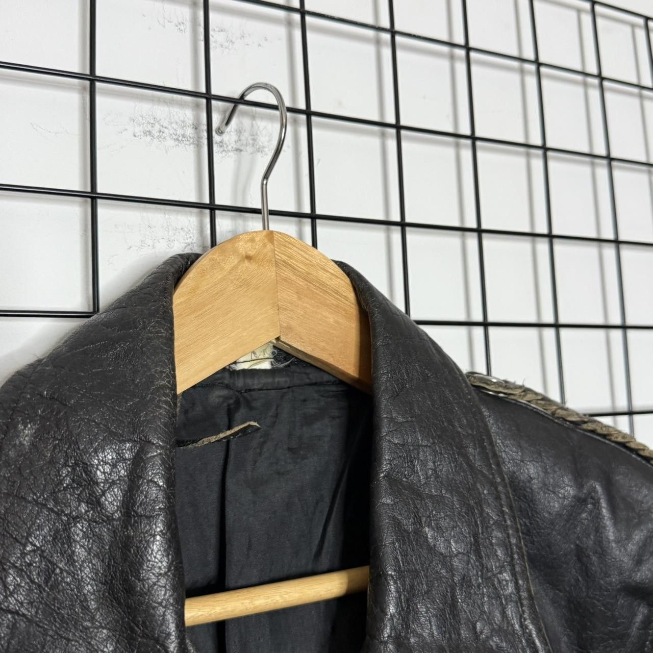 Vintage Vintage Biker Jacket Black Real Leather Faded Size US M / EU 48-50 / 2 - 7 Thumbnail