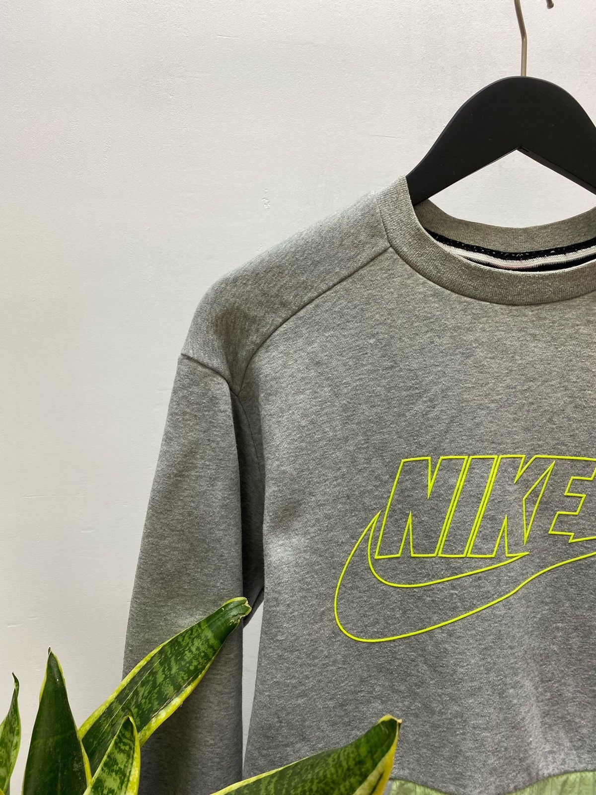 Nike × Vintage Nike Big Logo Crewneck Sweatshirt Pocket Size US L / EU 52-54 / 3 - 3 Thumbnail