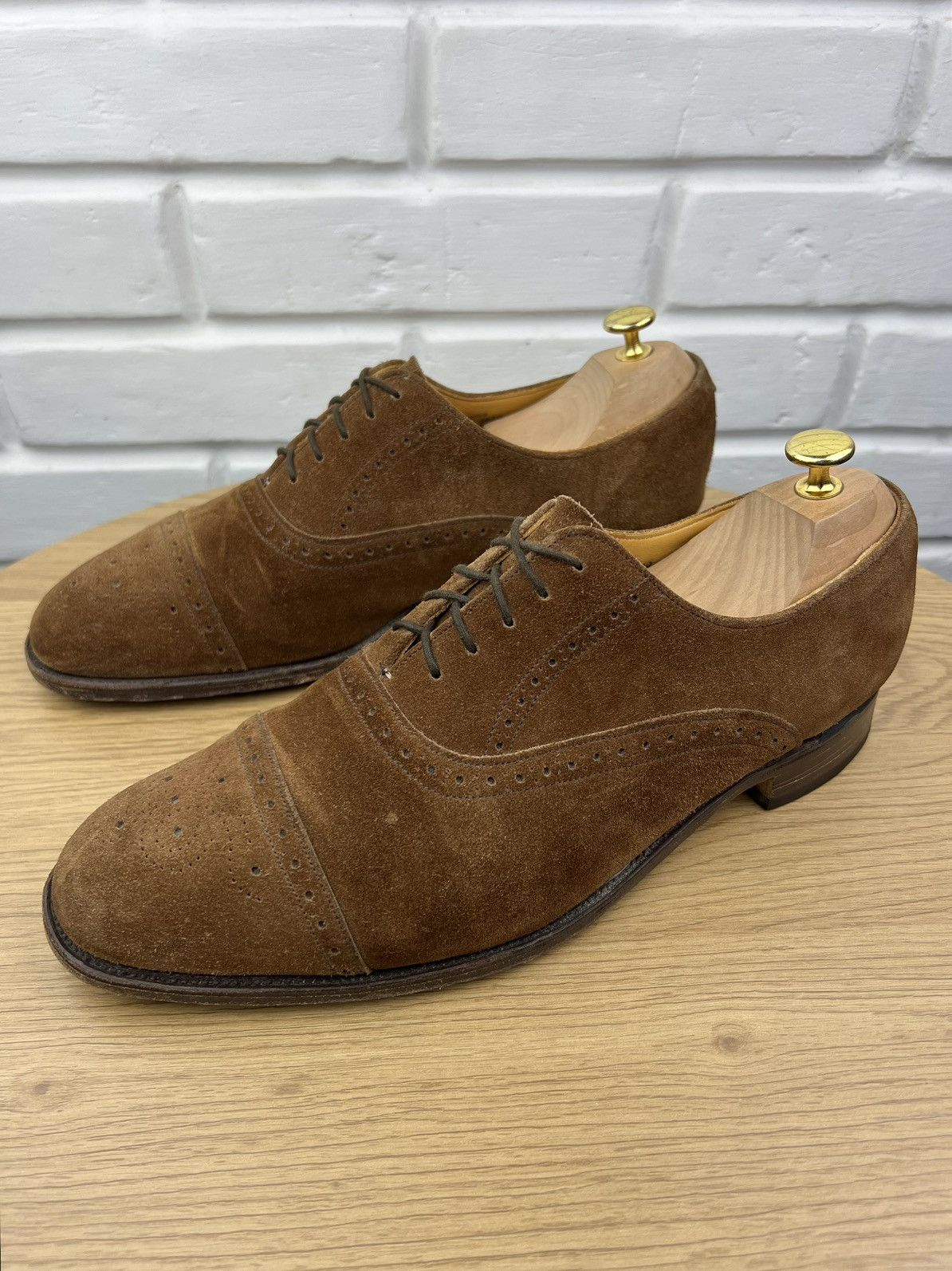 Loake LOAKE Derby Suede Shoes Lace Up Handmade in England Brown Size US 12 / EU 45 - 1 Thumbnail