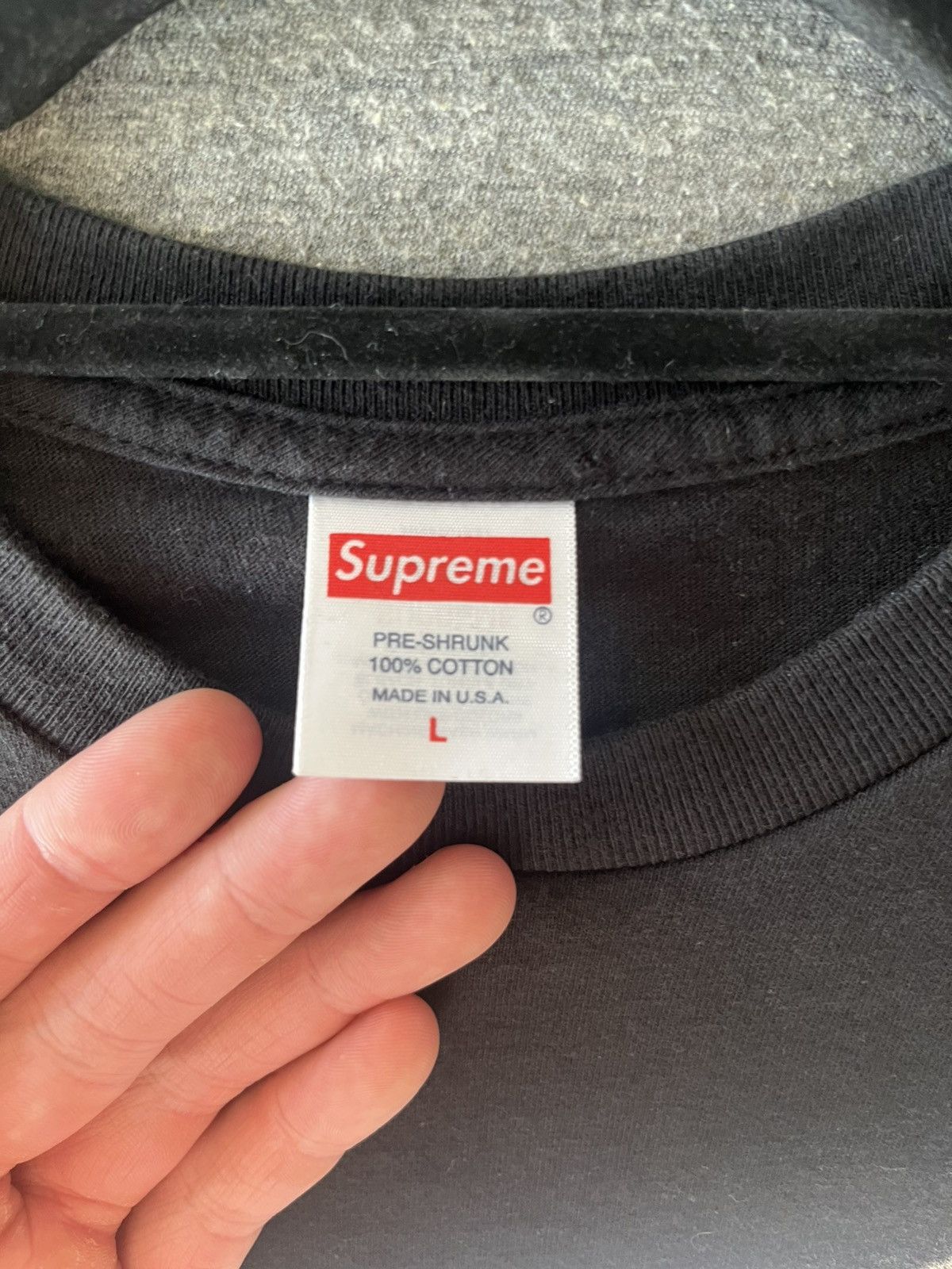 Supreme Surpreme Gotham tee Size US L / EU 52-54 / 3 - 3 Thumbnail