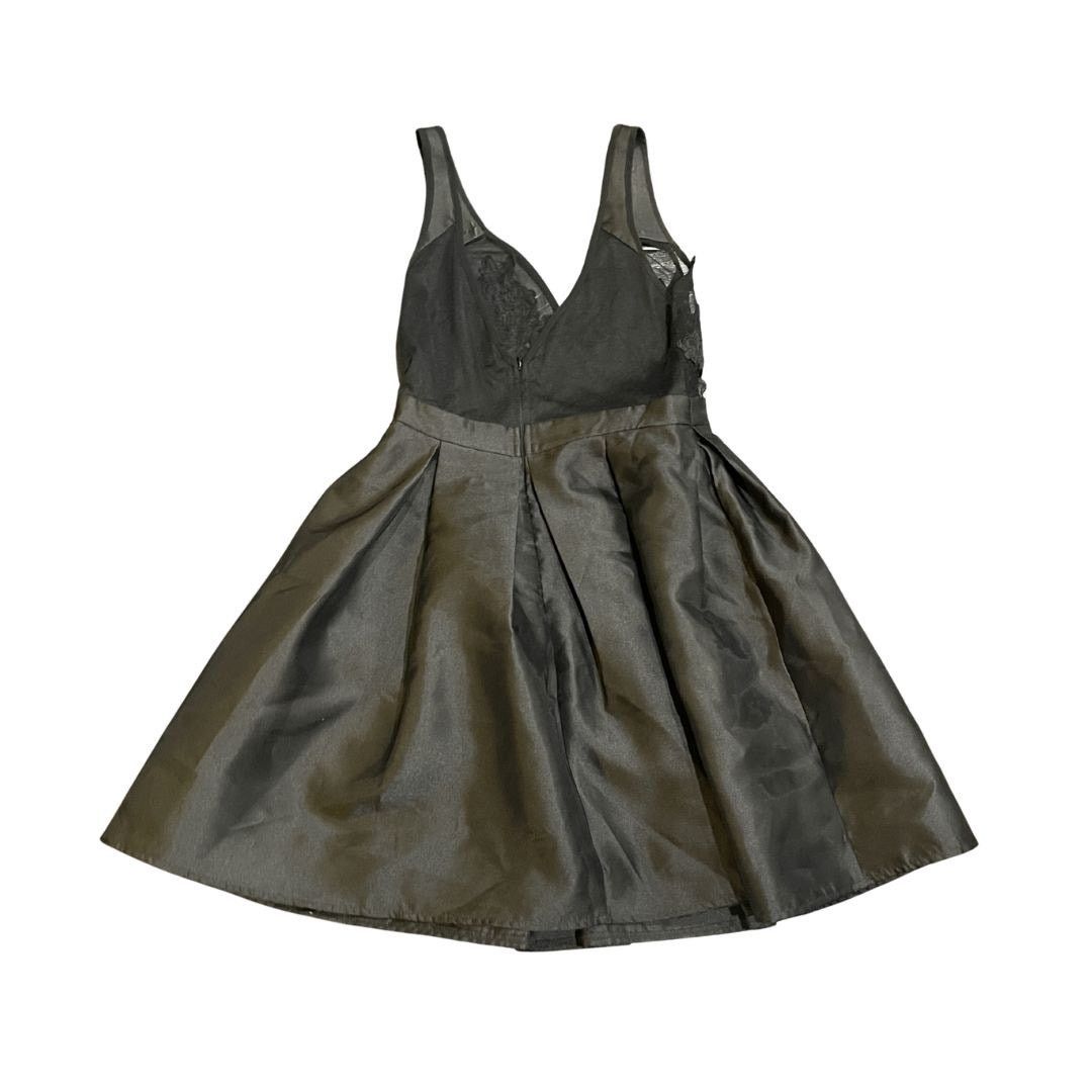 Other Maniju Sleeveless Mini Cocktail V-Neck Dress Crochet Lace Size M / US 6-8 / IT 42-44 - 2 Thumbnail