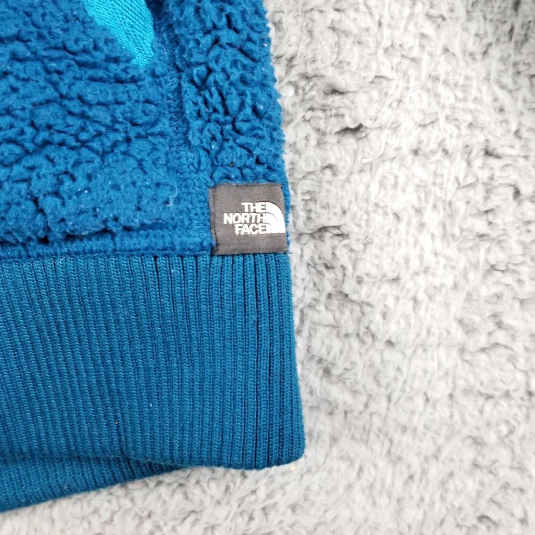 The North Face The North Face Jacket Women Medium Blue Deep Pile Fleece Full Zip Hooded Size M / US 6-8 / IT 42-44 - 2 Thumbnail