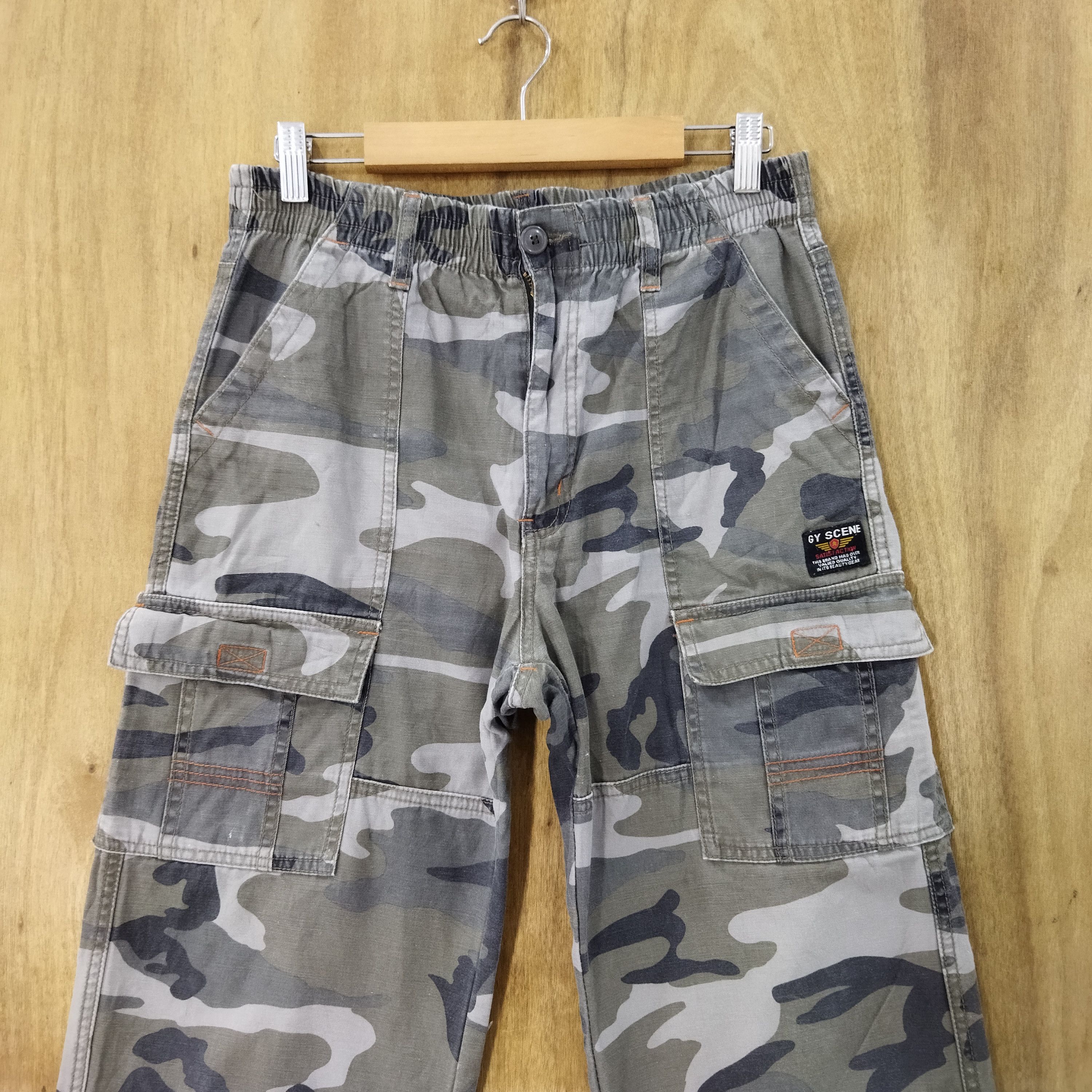 Japanese Brand SCENE GYE CAMO CARGO PANTS Size US 29 - 2 Thumbnail