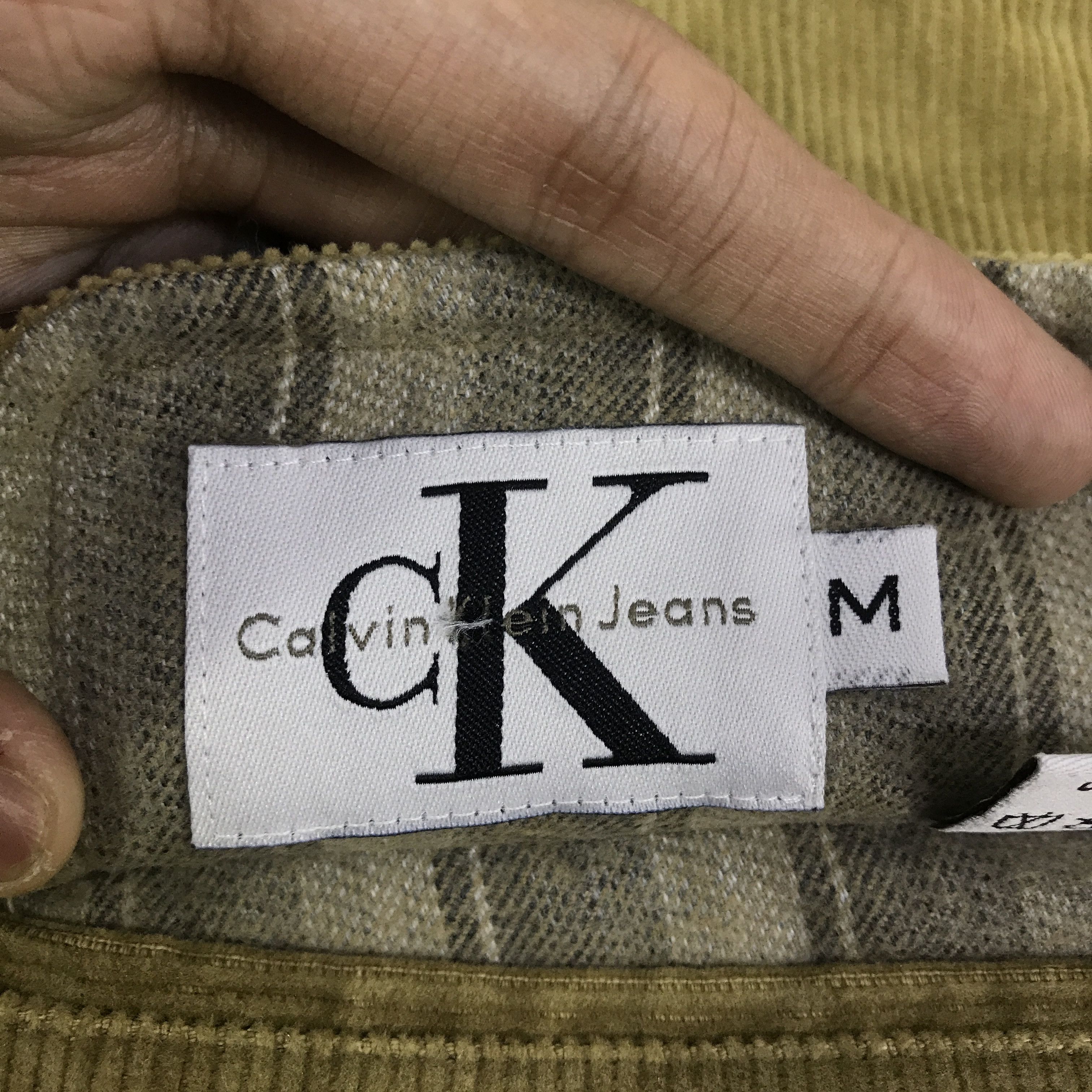 Calvin Klein Vintage Calvin Klein Waistcoats Corduroy Vest K124B10 Size US M / EU 48-50 / 2 - 10 Thumbnail