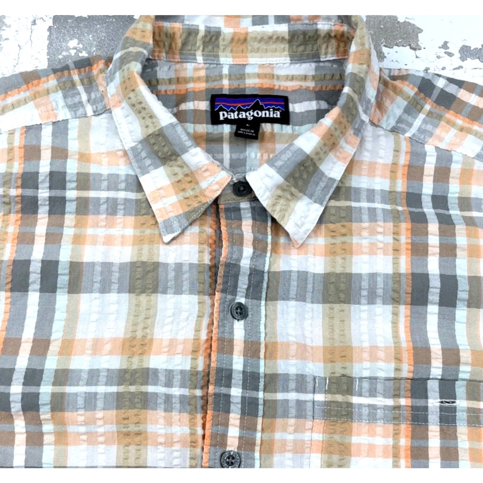 Patagonia Patagonia Shirt Men Large Orange Gray Button Up Seersucker Plaid Camp Hiking Size US L / EU 52-54 / 3 - 2 Thumbnail