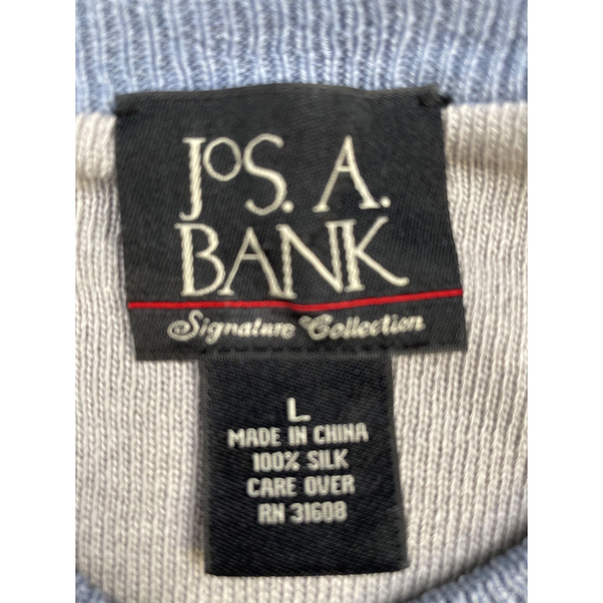 Other Jos A Bank Men's Blue V-Neck 100% Silk Sweater Size L SKU 47 Size US L / EU 52-54 / 3 - 4 Thumbnail