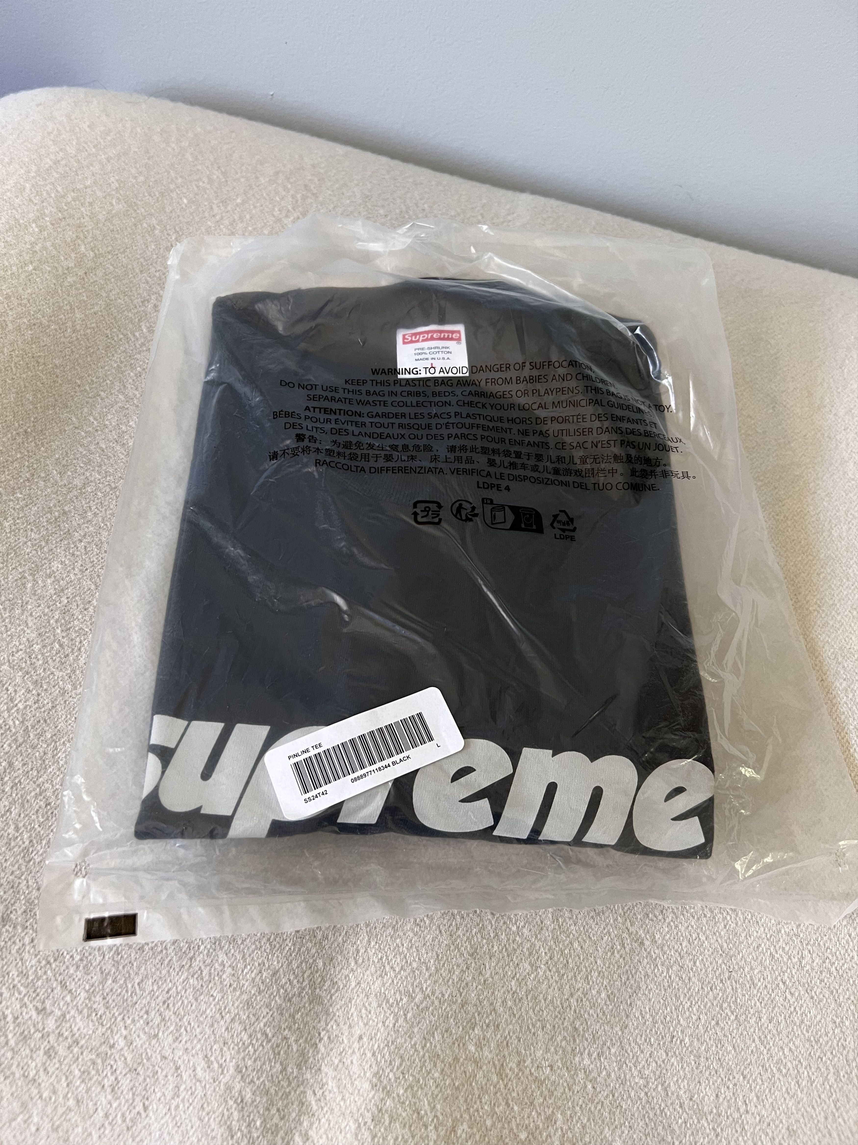 Supreme Supreme Pinline Tee in Black Size US L / EU 52-54 / 3 - 2 Thumbnail