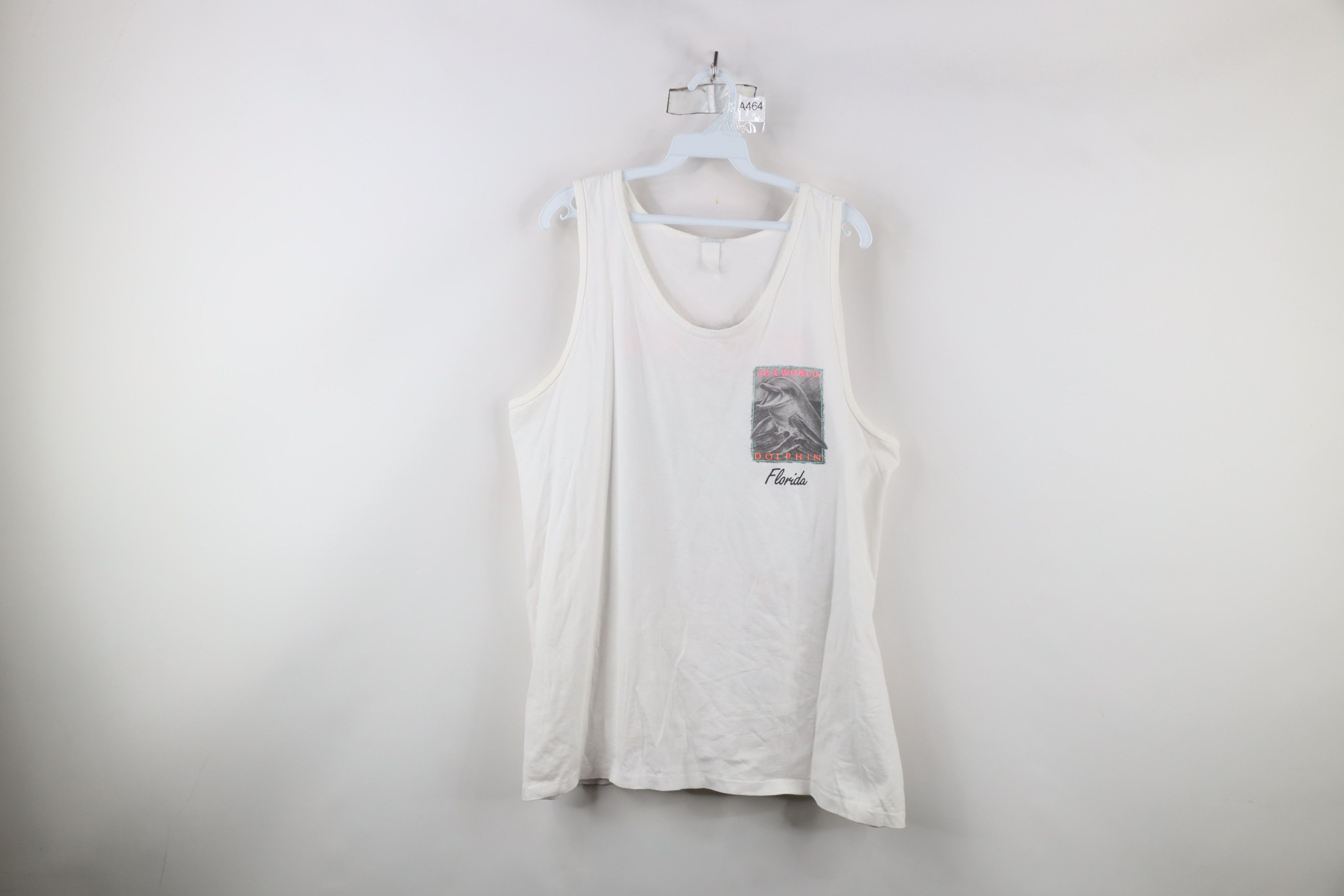 Vintage Vintage 90s Sea World Dolphin Florida Tank Top T-Shirt USA Size US L / EU 52-54 / 3 - 1 Thumbnail