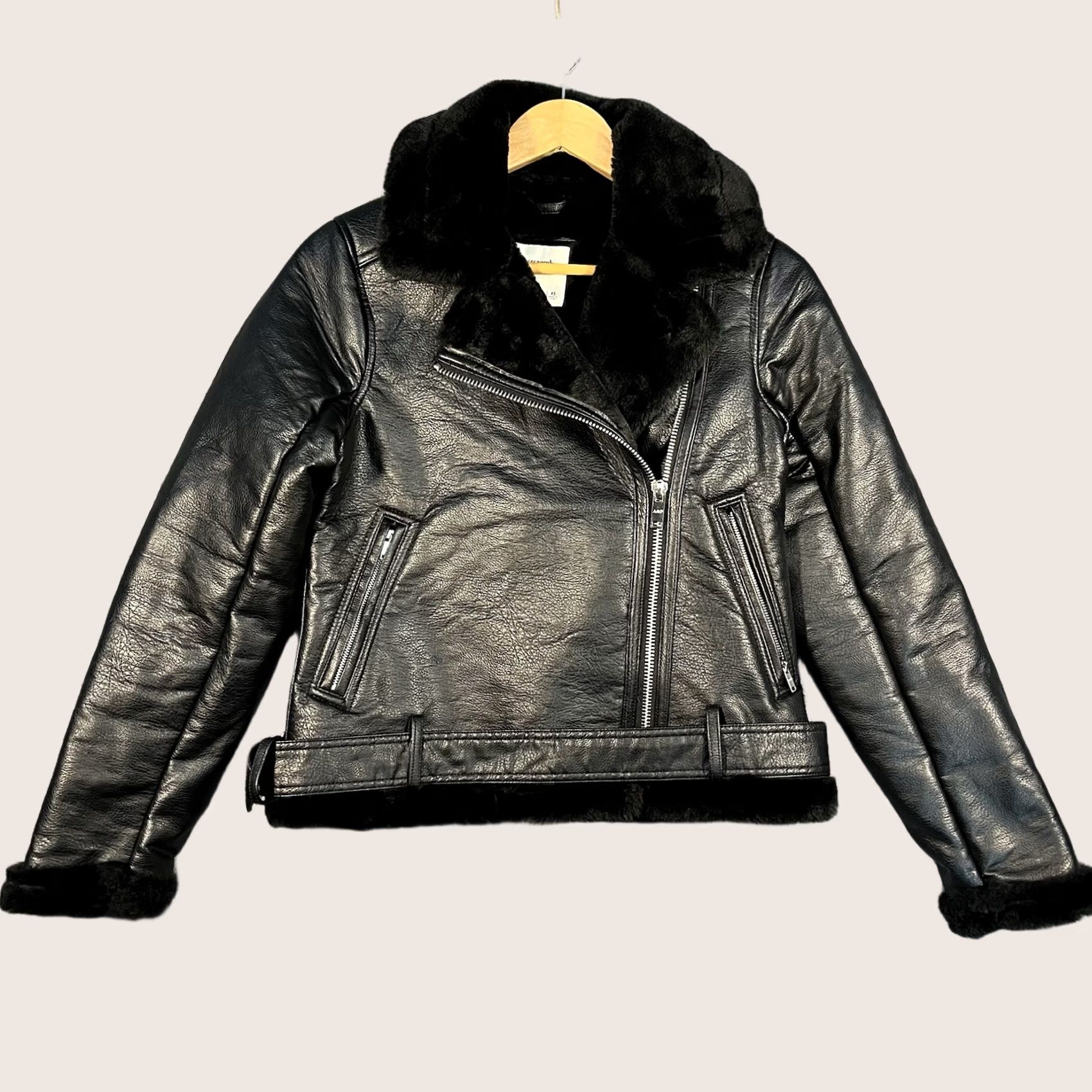 Abercrombie & Fitch Abercrombie & Fitch Biker Jacket Coat XS Black Faux Leather Short Sleeves Long Zip Women Size XS / US 0-2 / IT 36-38 - 1 Thumbnail