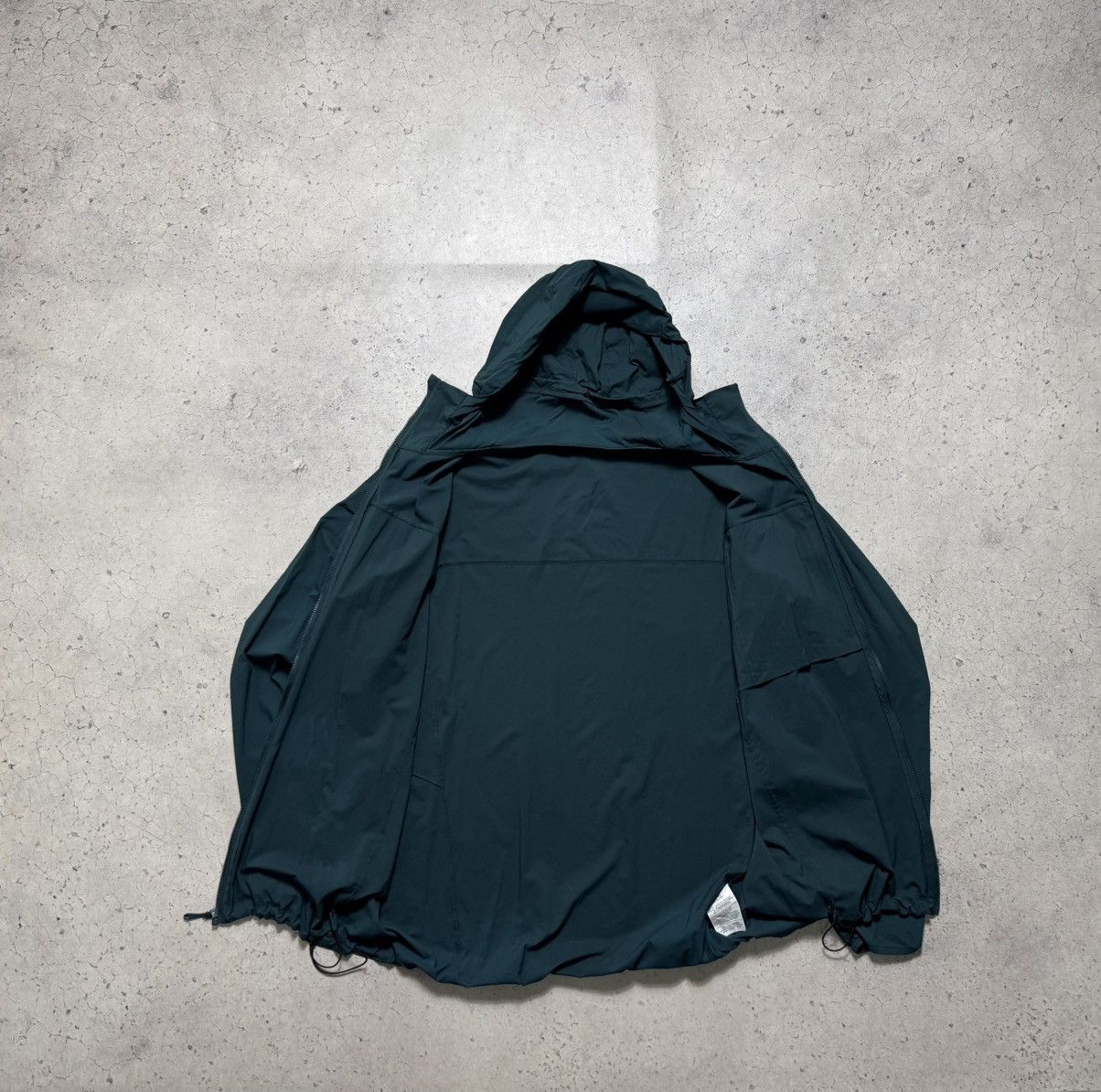 Arc'teryx Arc’teryx Men’s Light Jacket Outdoor Size L Size US L / EU 52-54 / 3 - 8 Thumbnail