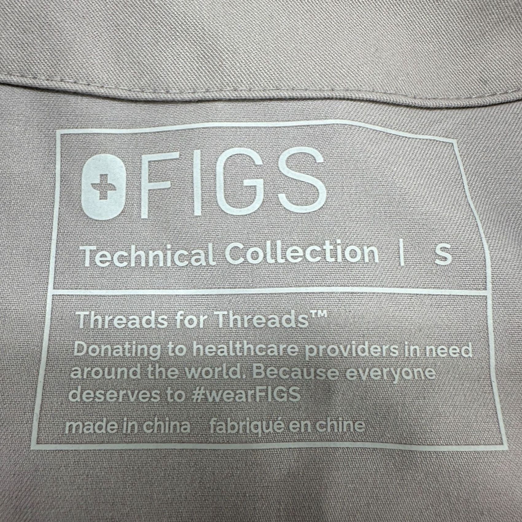 Vintage FIGS Scrub Top Womens S Gray Full Zip V Neck Short Sleeve Technical Masaya Size S / US 4 / IT 40 - 4 Thumbnail