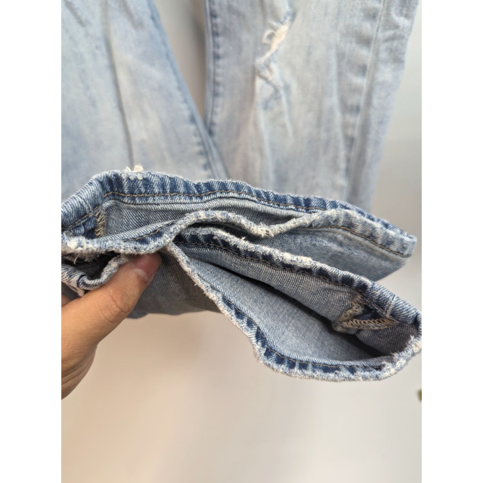 Lucky Brand Lucky Brand Jeans Women 10 Straight Blue Cotton Blend Medium Wash 31in Inseam 32in Waist 30in 7WD10581 Size 32" / US 10 / IT 46 - 4 Thumbnail