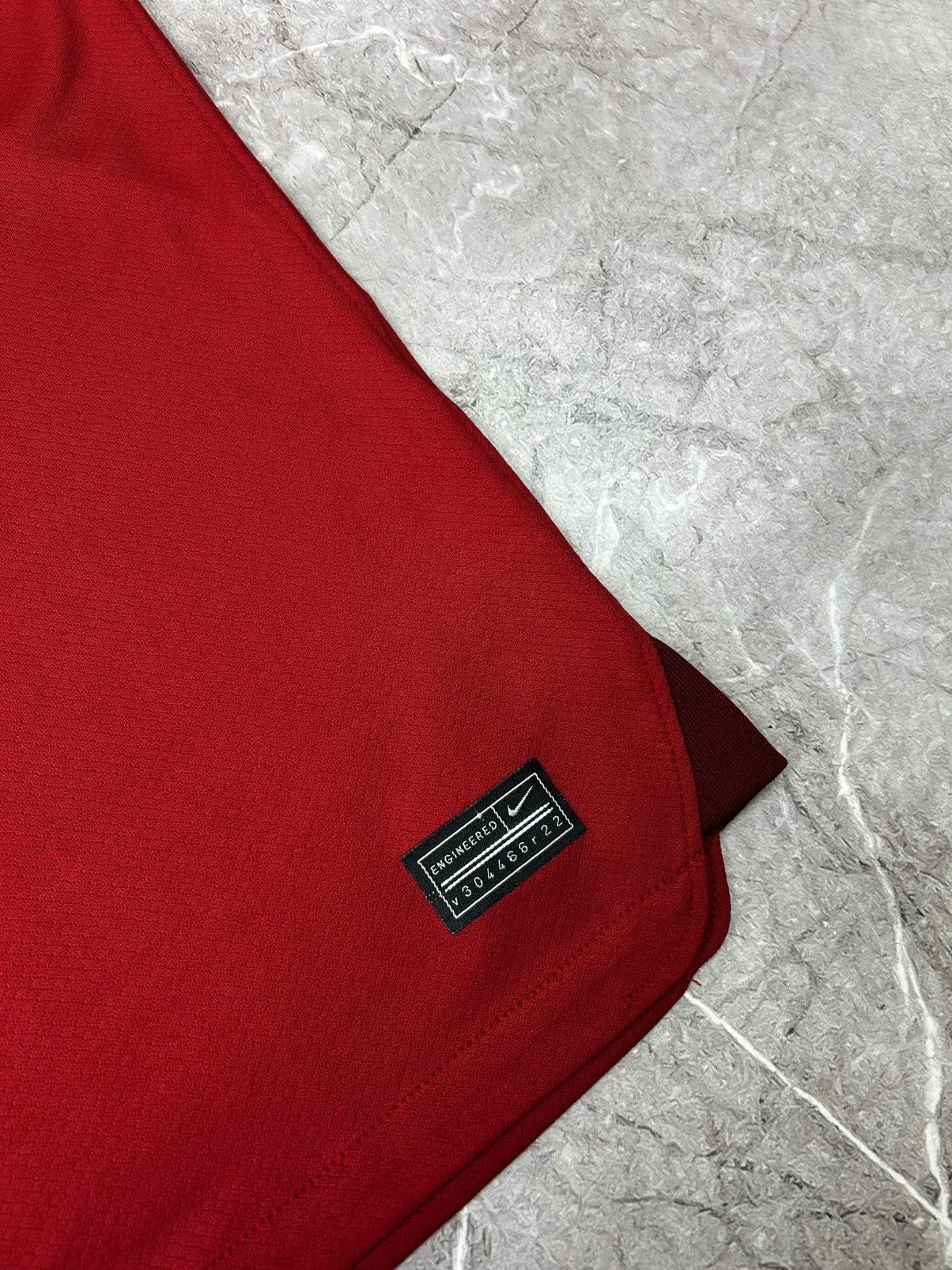 Nike Nike Liverpool Carvalho 28 Home Football Shirt 2022/23 Size US L / EU 52-54 / 3 - 3 Thumbnail