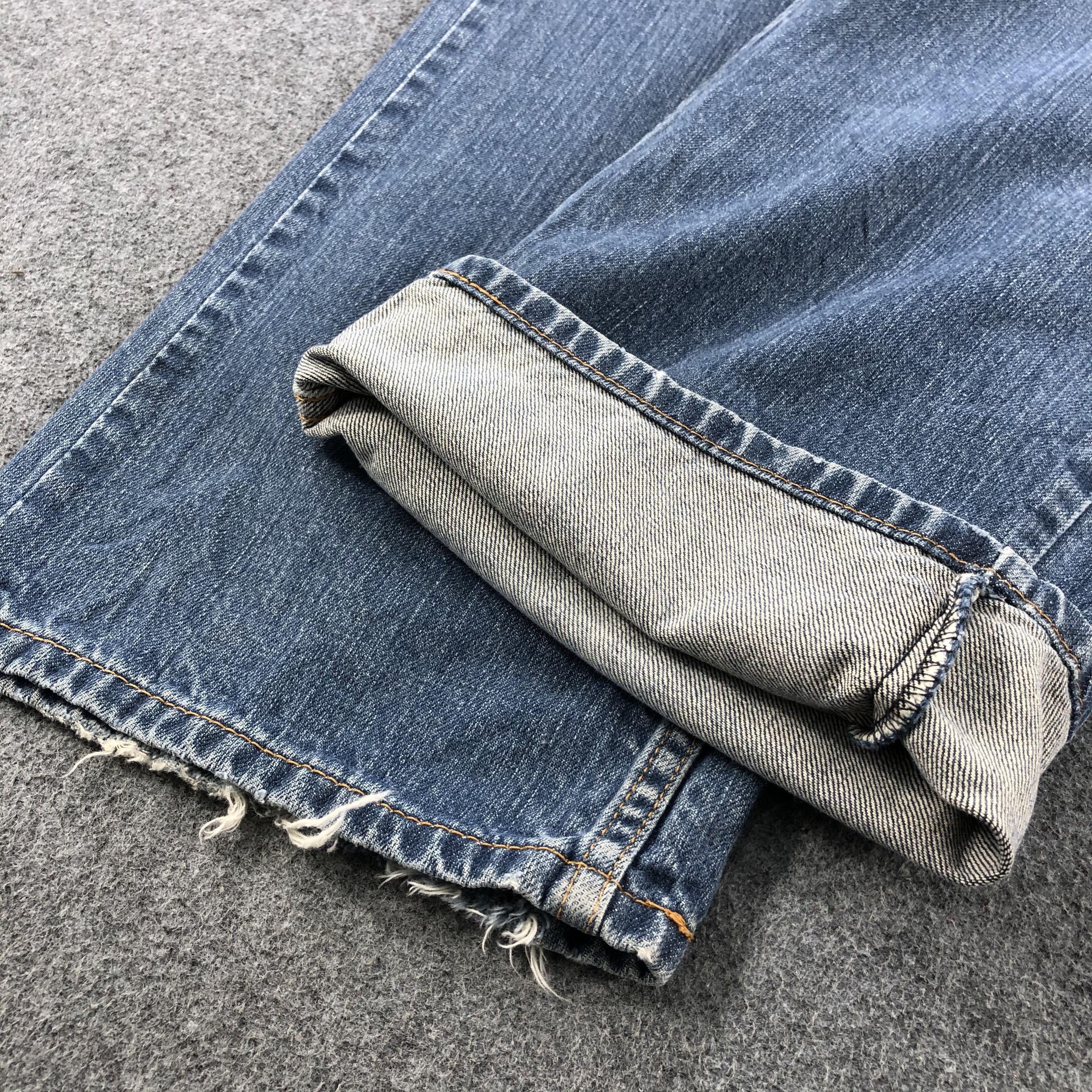 Levi's × Vintage Vintage Blue Wash Levis 559 Jeans-JM1782 Size US 43 - 7 Thumbnail